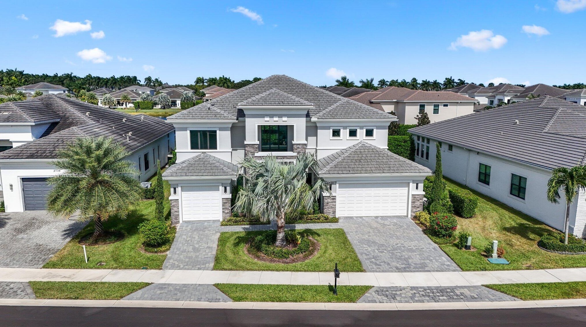 2725 69th St, Boca Raton, FL 33496