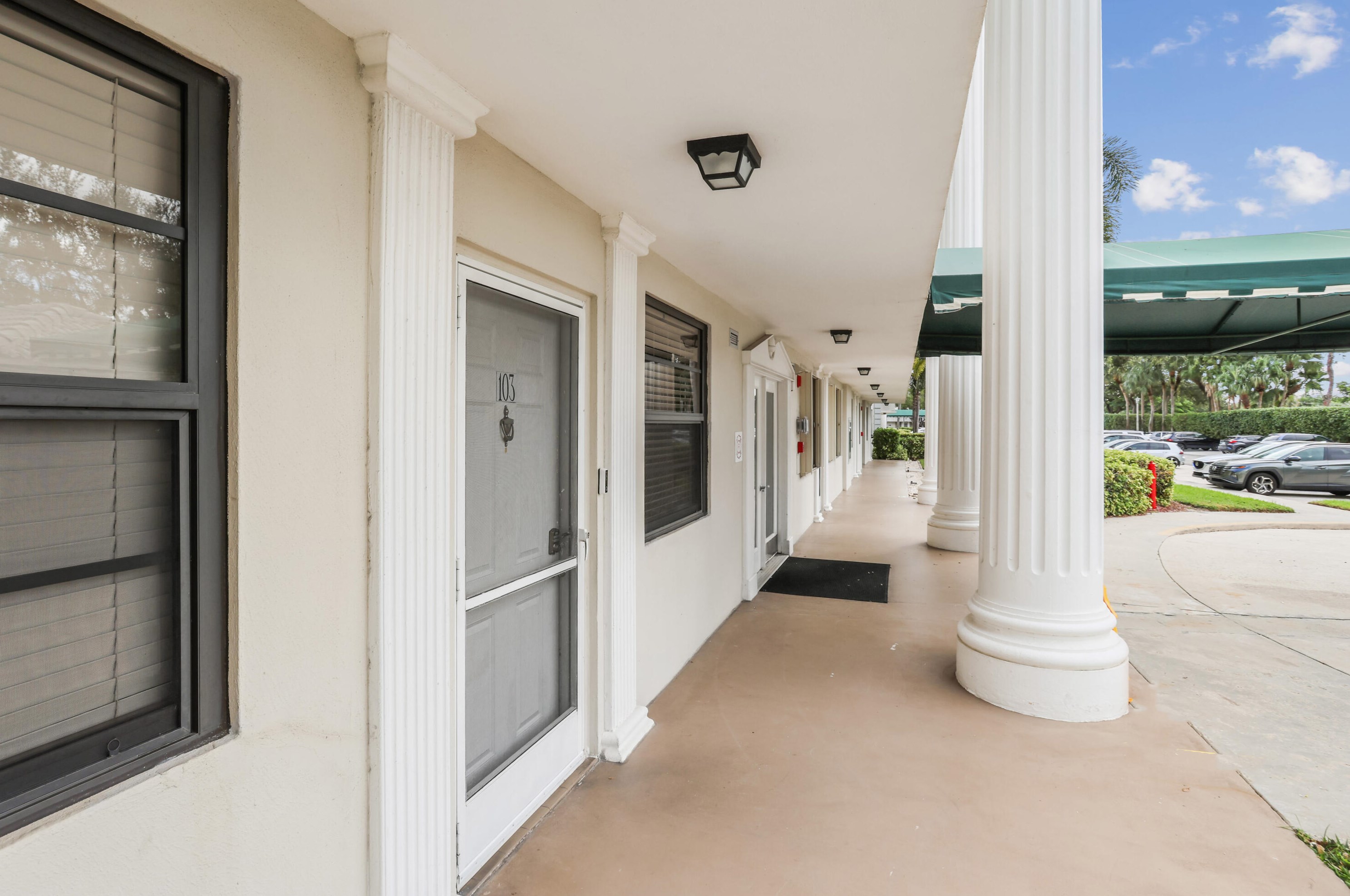 6037 Balboa Cir, Boca Raton FL  33433-8176 exterior