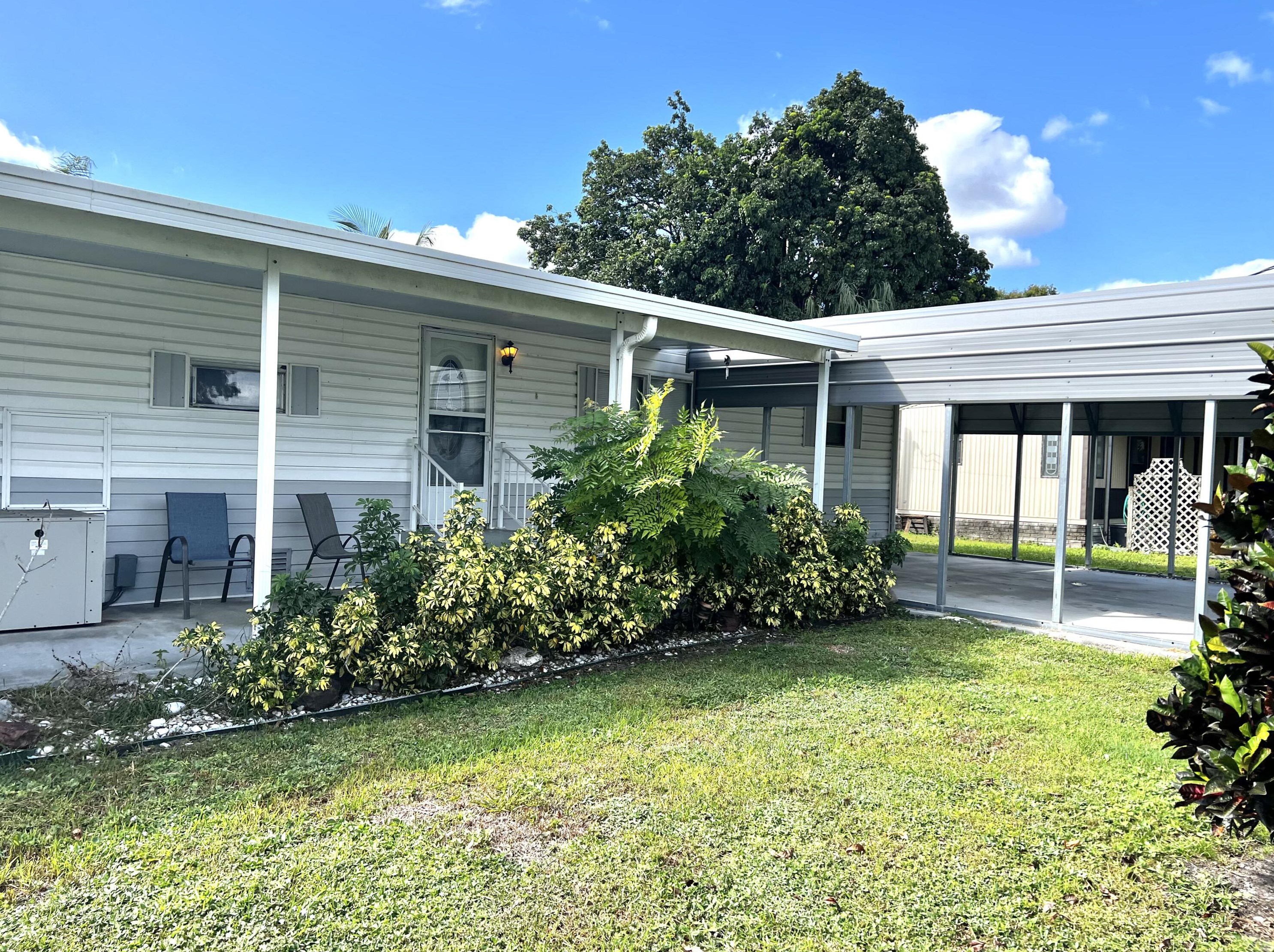 3701 19th Ter, Okeechobee FL  34974-7070 exterior