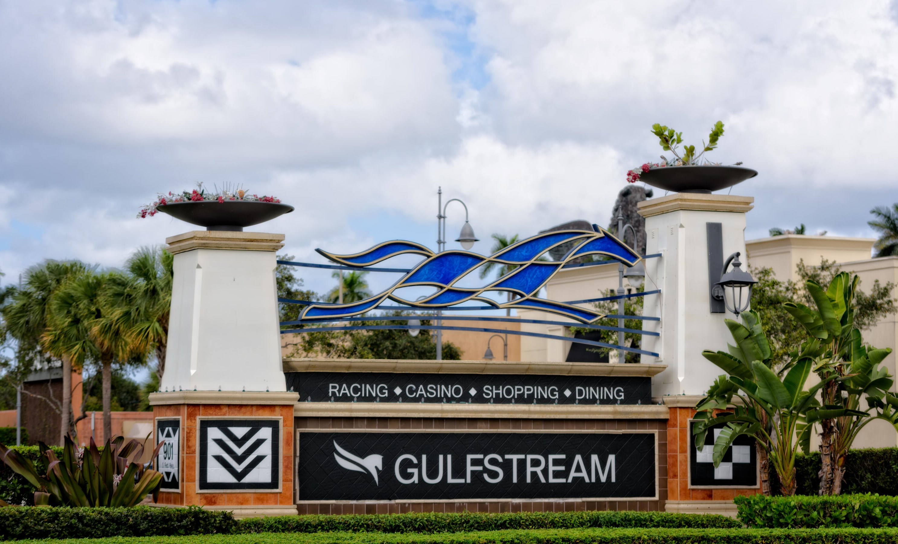 19435 39 Ave, Miami FL  33160-2273 exterior