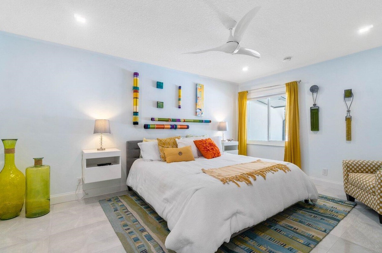 606 Boca Marina Ct, Boca Raton FL  33487-5204 exterior