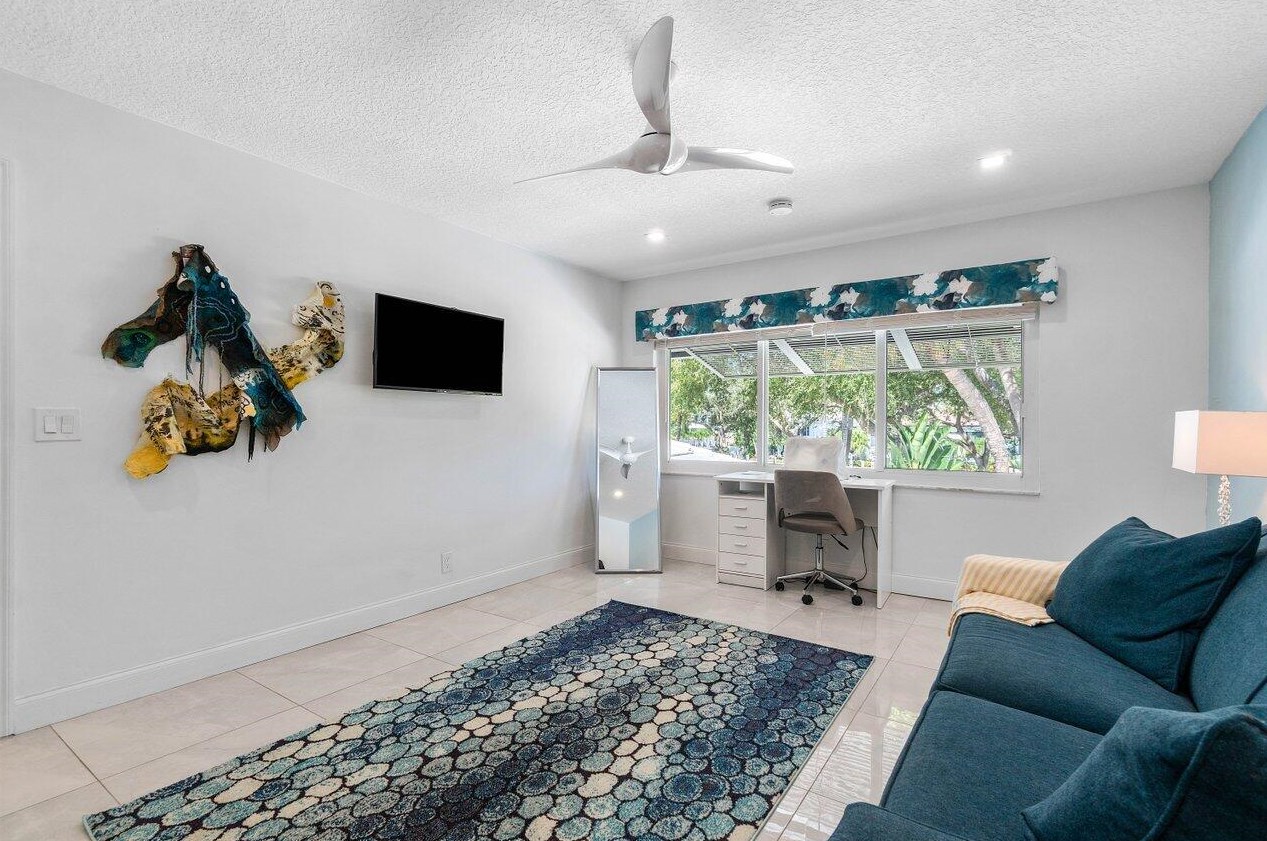 606 Boca Marina Ct, Boca Raton FL  33487-5204 exterior