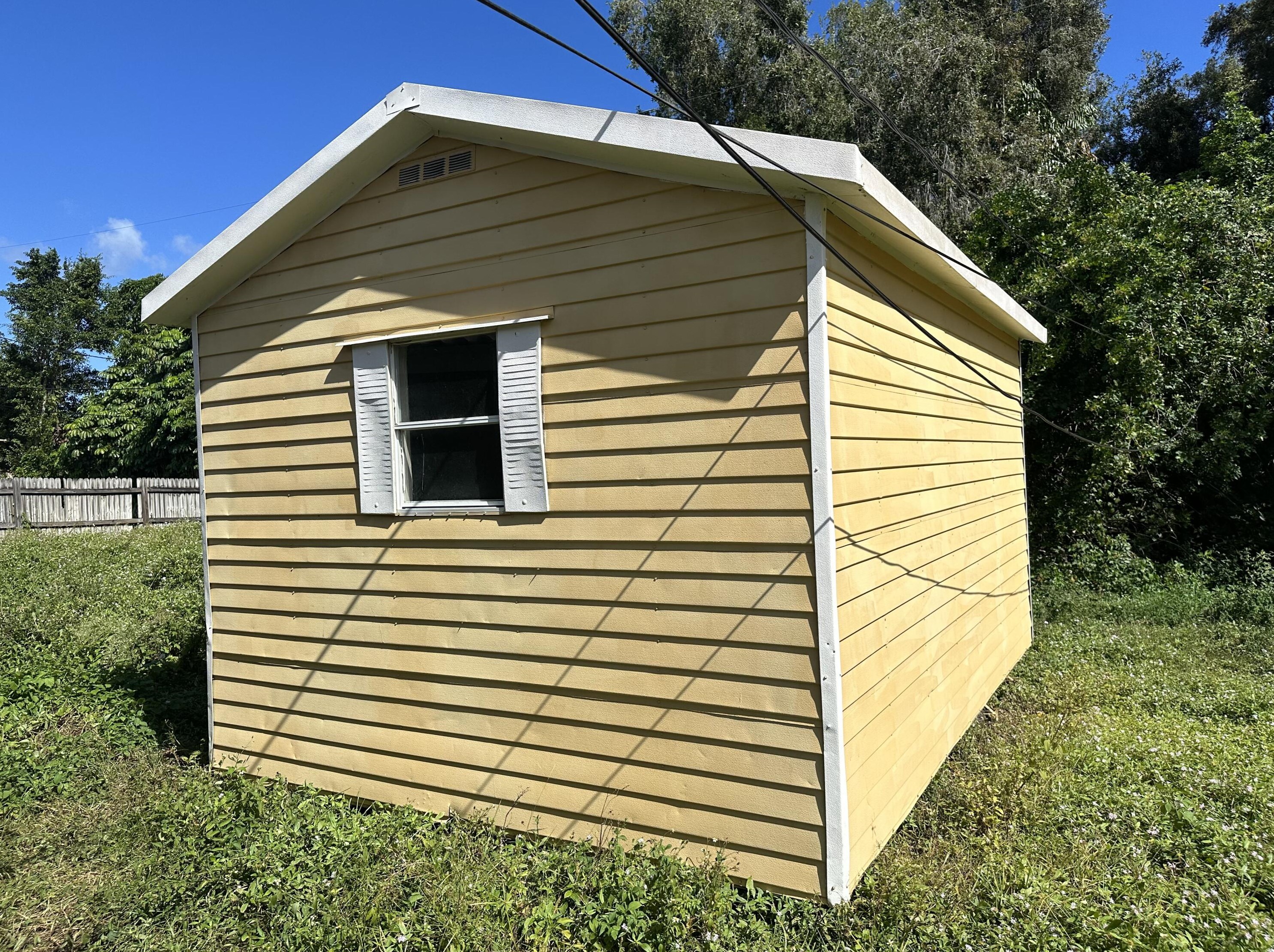 6910 Boston Dr, Lake Worth, FL 33462-3809