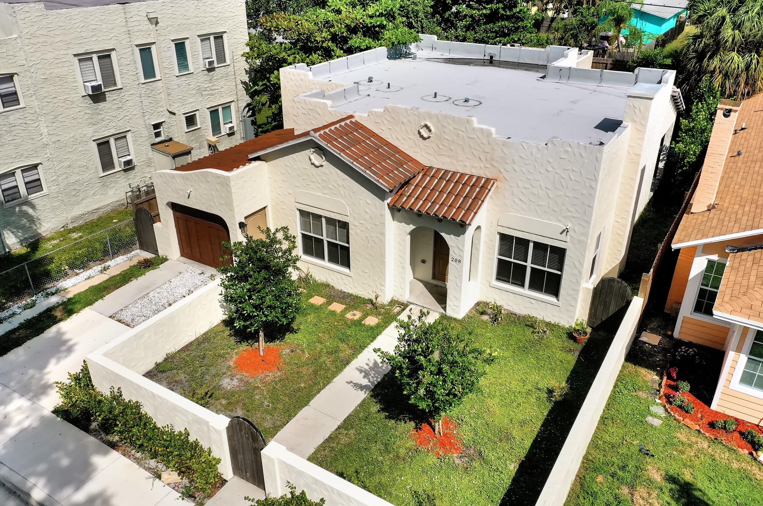 208 S L St, Lake Worth, FL 33460