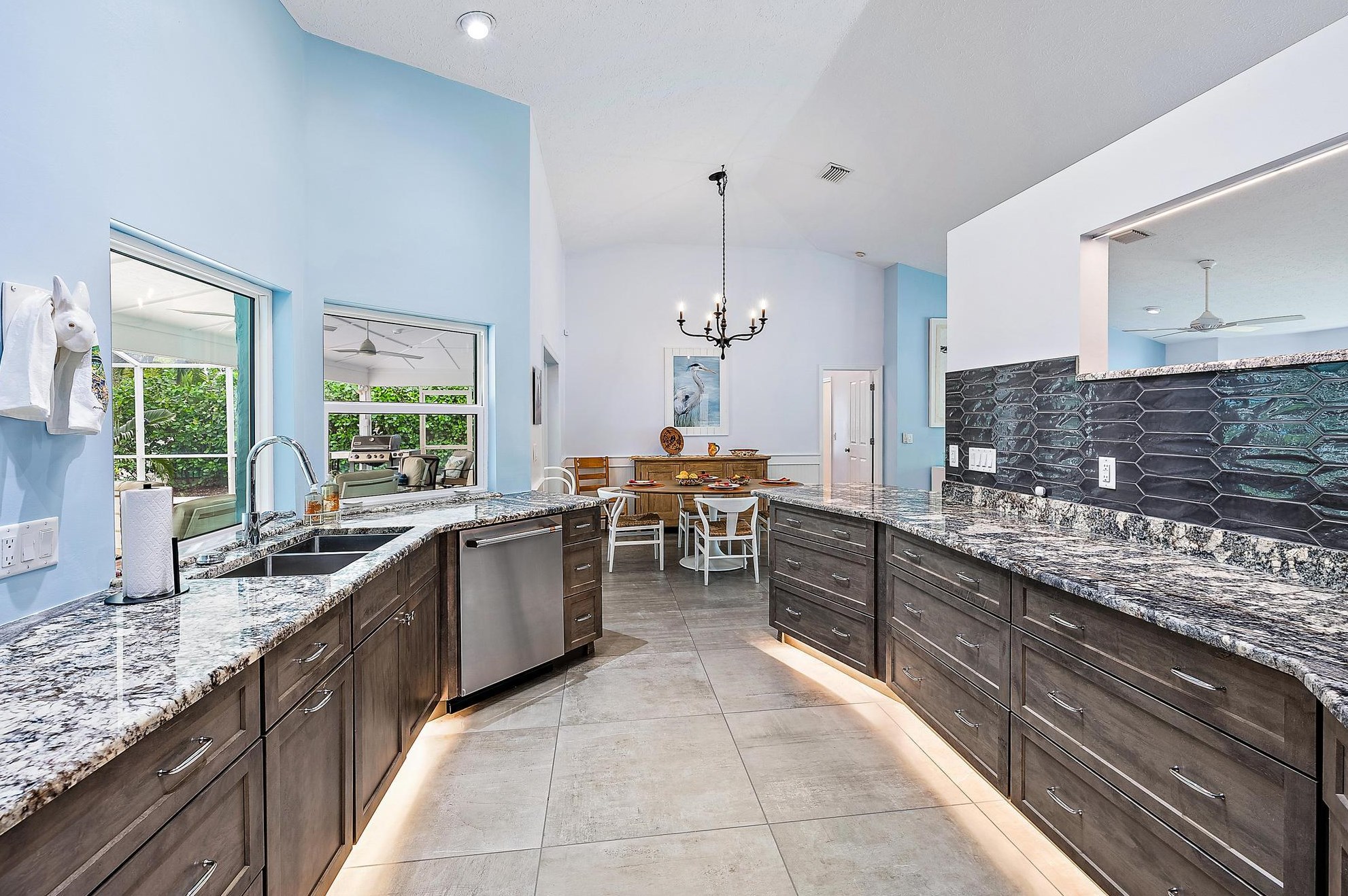 9329 Mystic Cove Ter, Hobe Sound FL  33455-7741 exterior