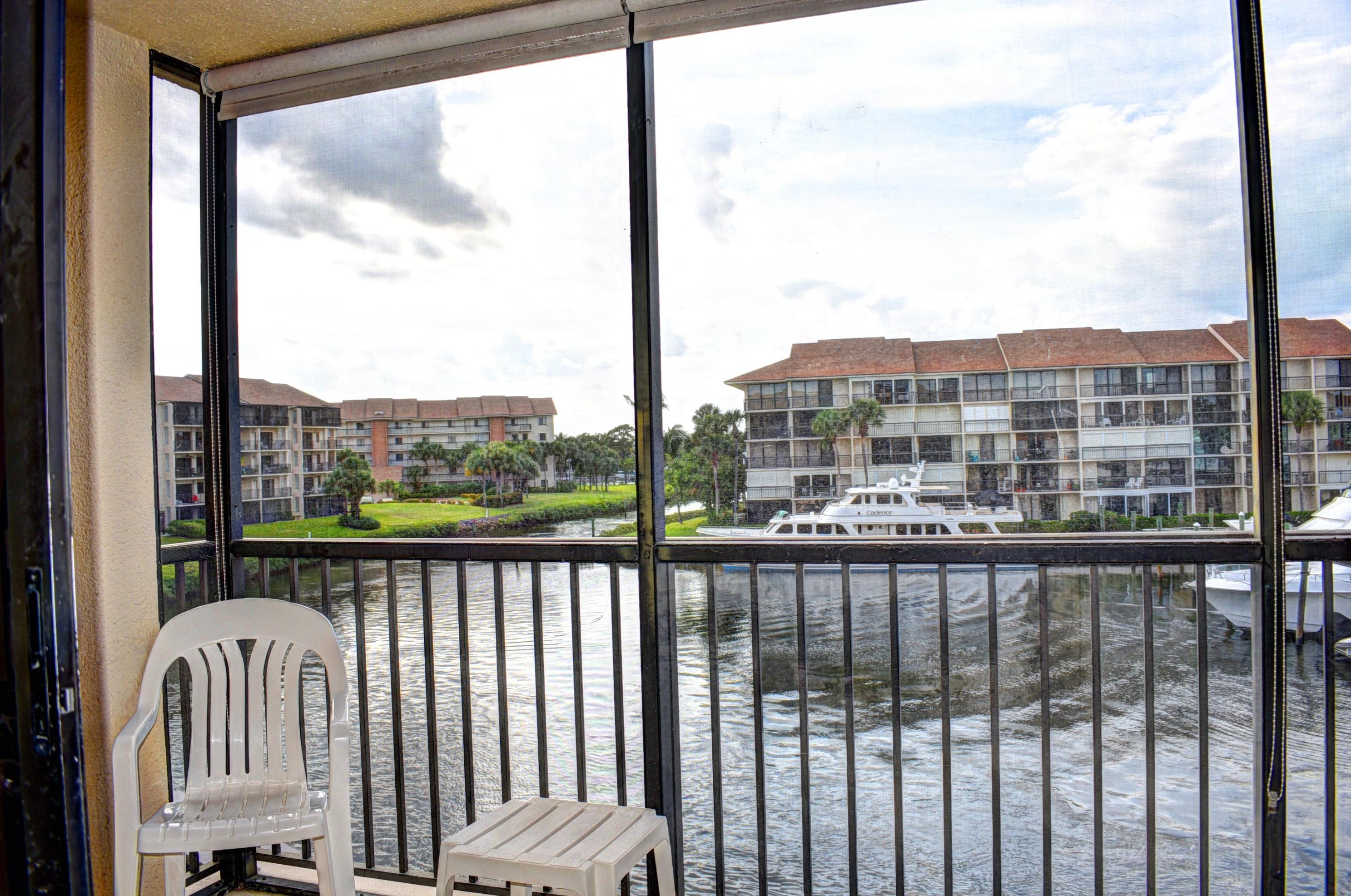 1301 Seafarer Cir #305, Jupiter, FL 33477