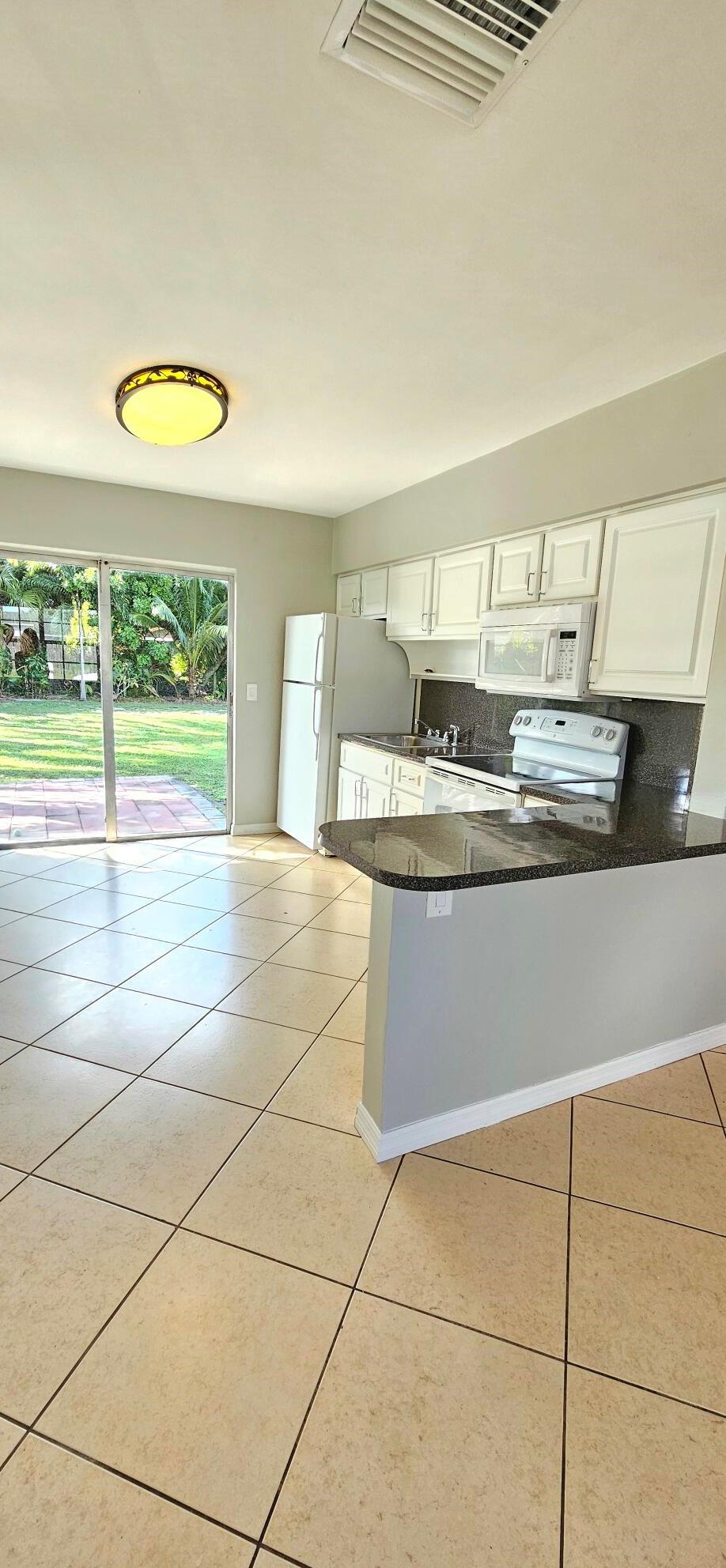 8529 Sunset Dr, West Palm Beach, FL 33410
