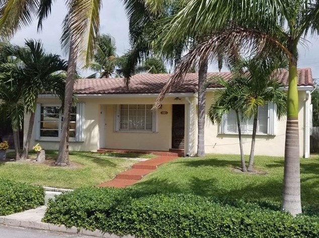 318 Wellesley Dr, Lake Worth, FL 33460