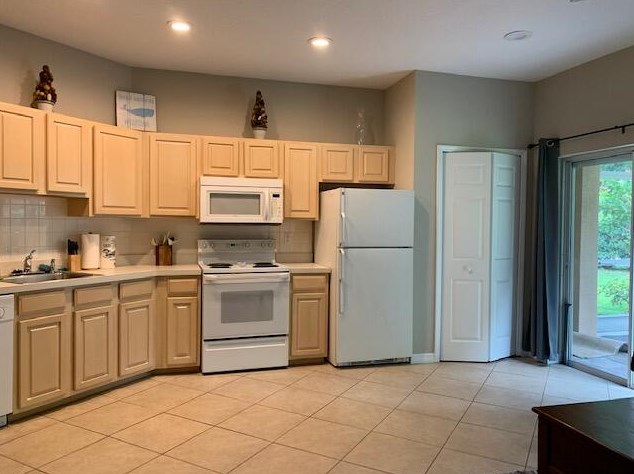 9816 Perfect Dr #39, Fort Pierce, FL 34986