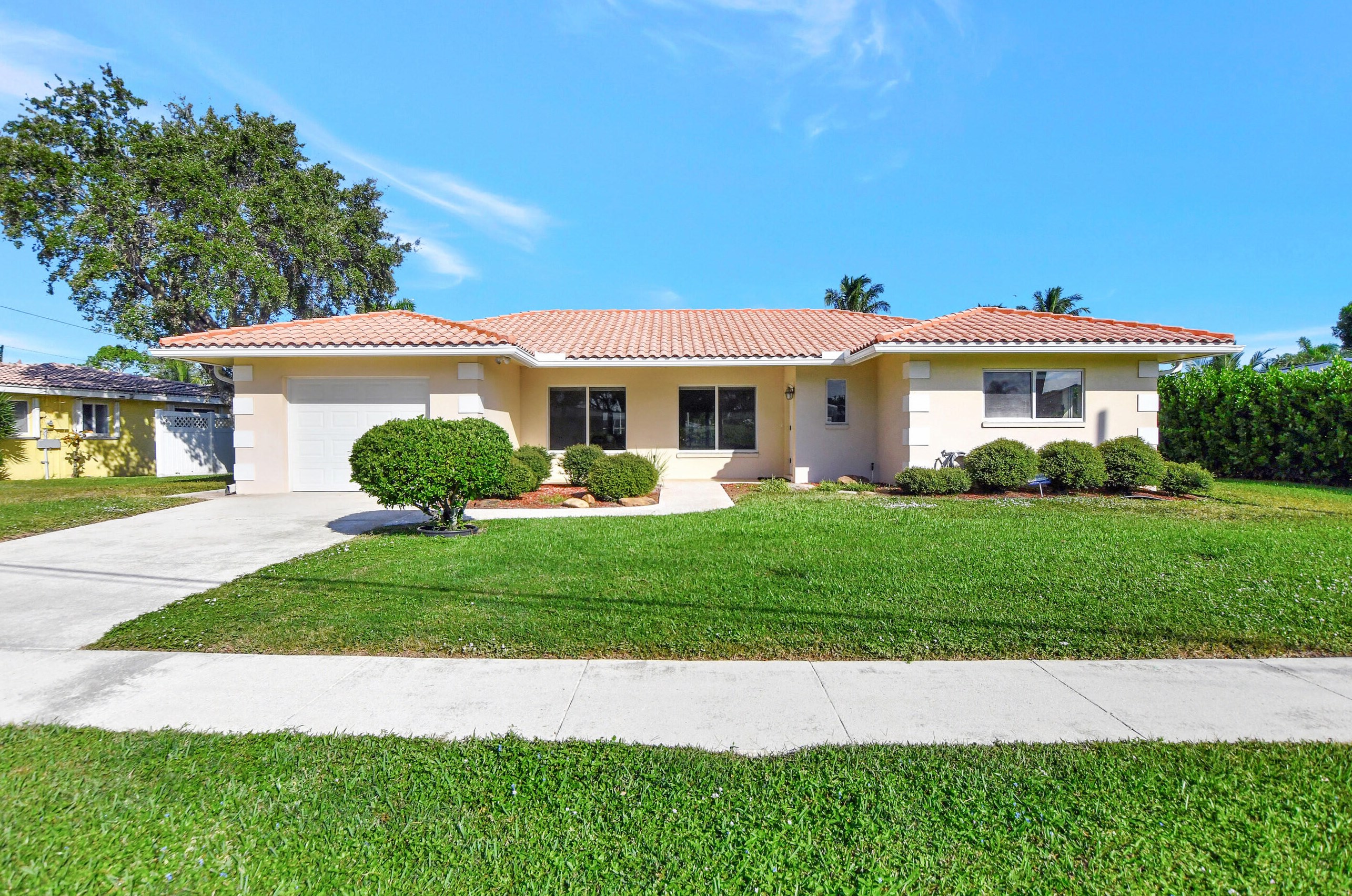 823 2nd St, Boca Raton, FL 33486-4655