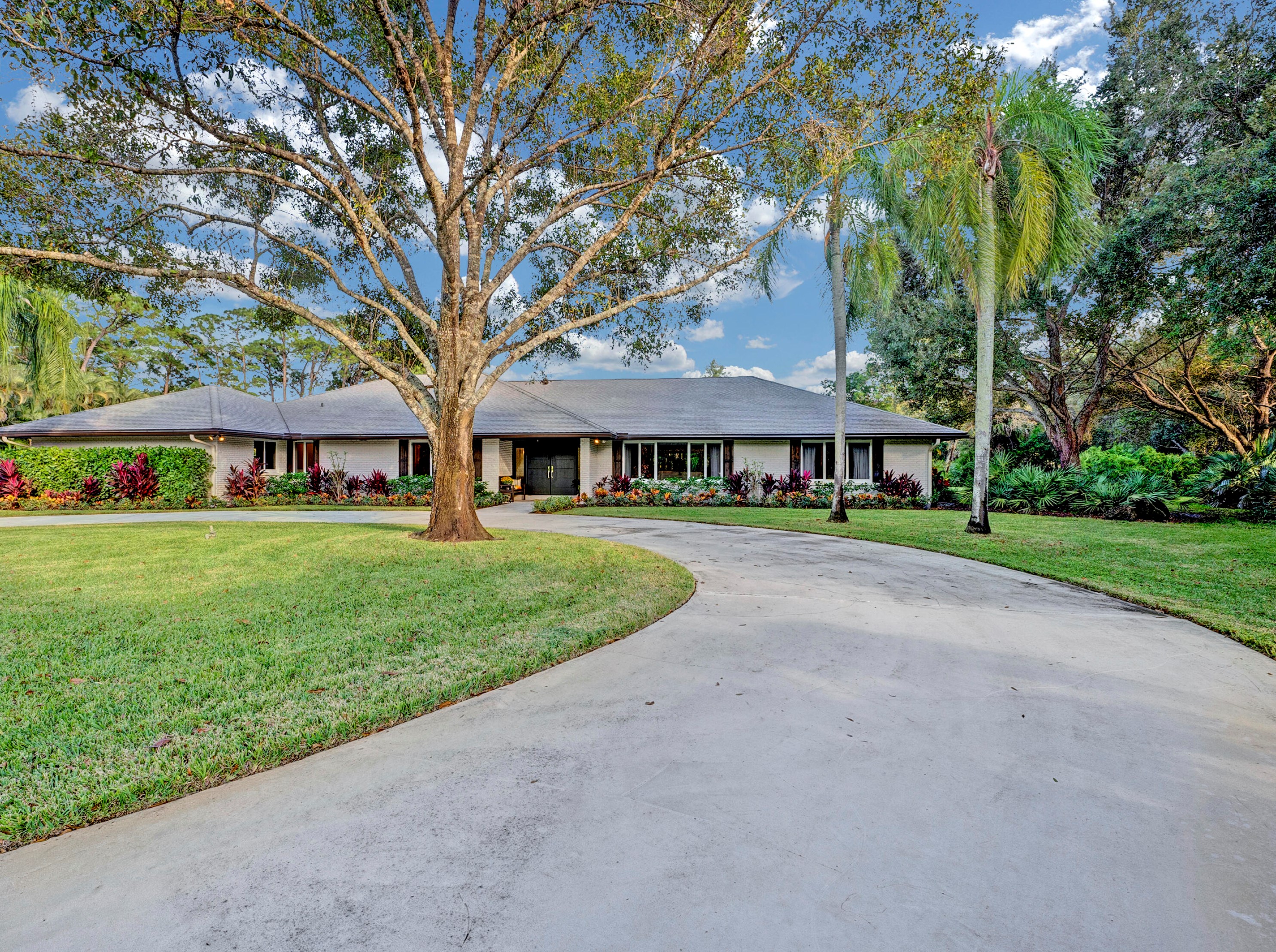 19810 Queenswood Dr, Jupiter, FL 33458