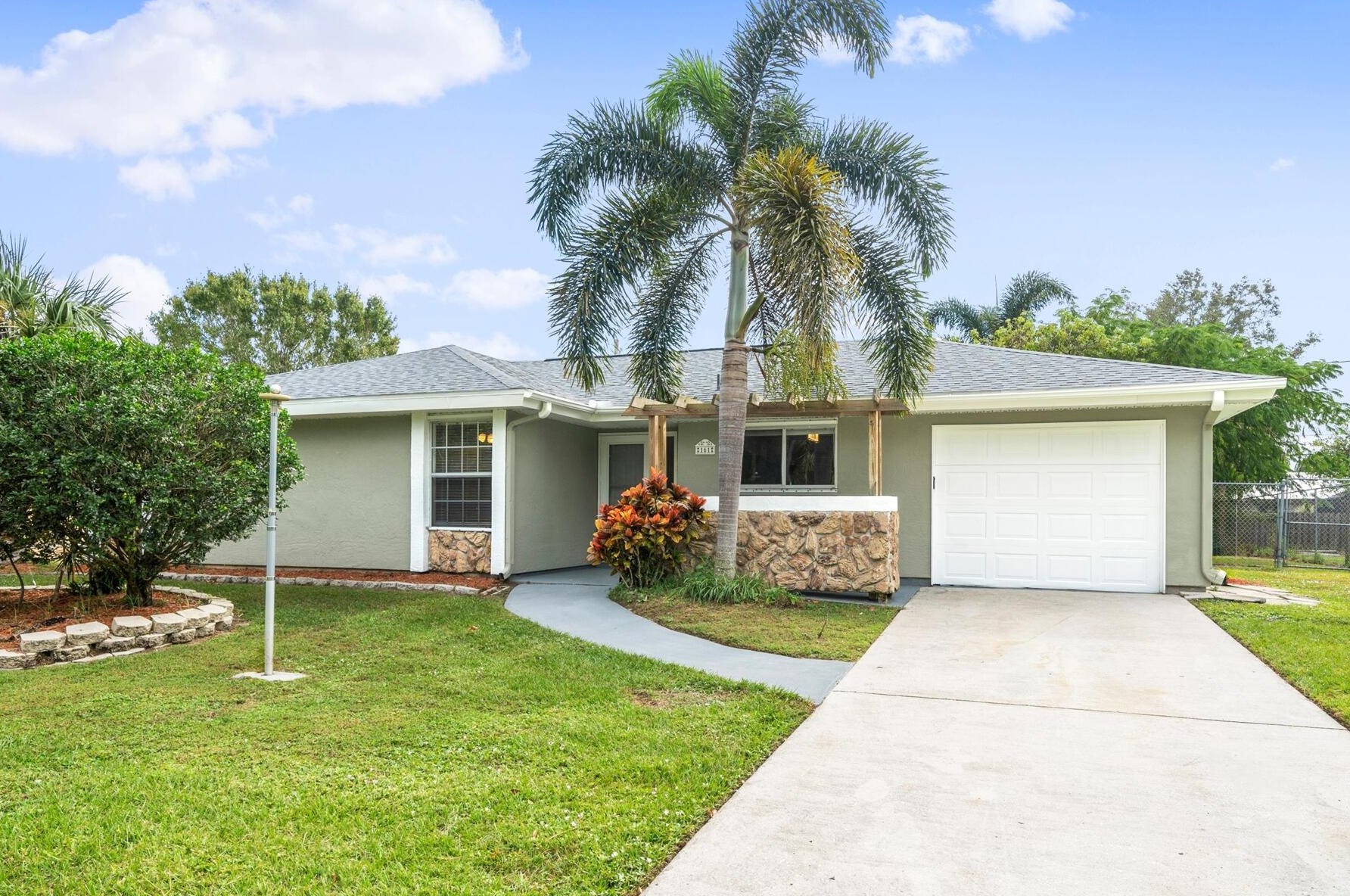 161 Kildare Dr, Sebastian, FL 32958
