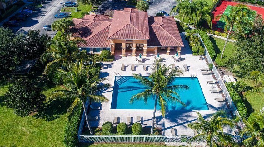 281 Sw Palm Dr Apt 104, Fort Pierce, FL 34986