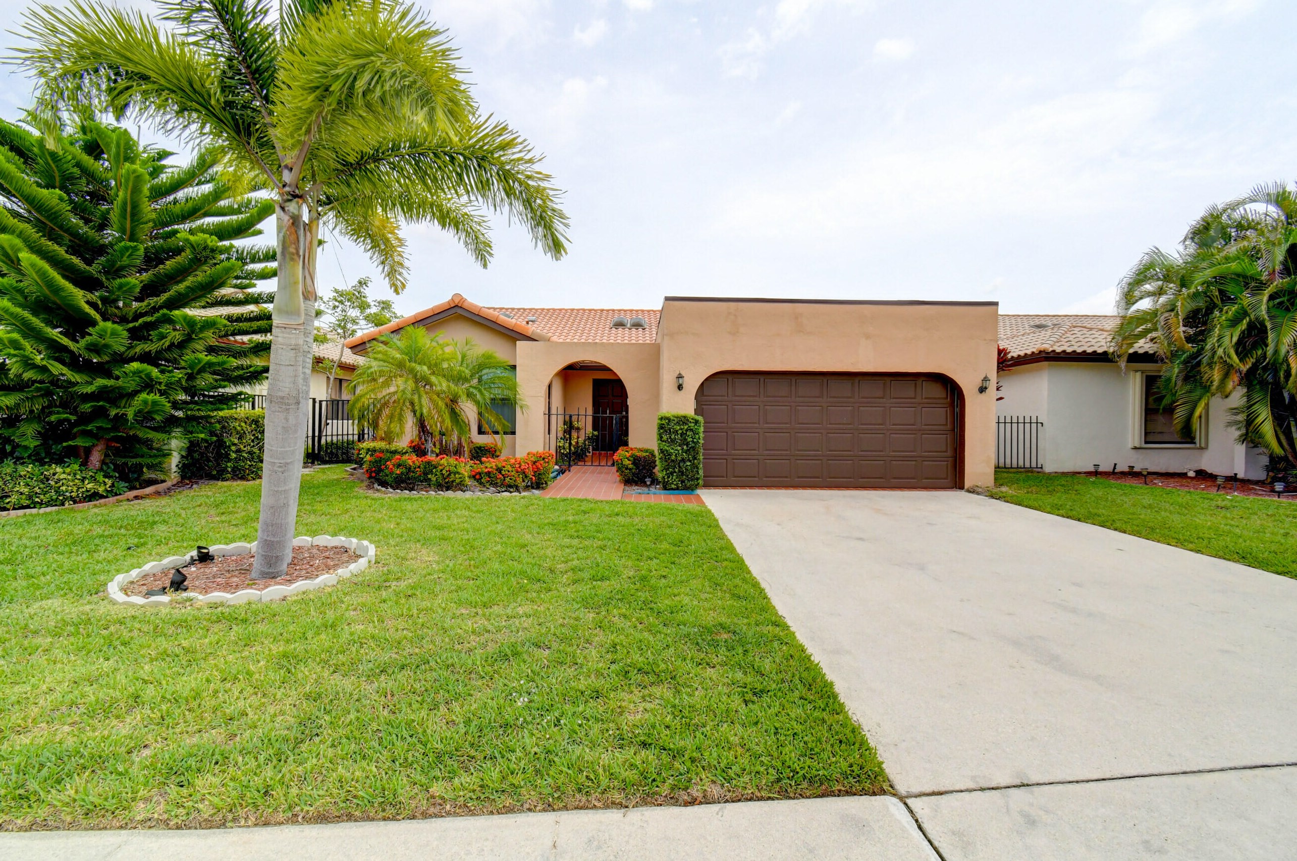 7630 Solimar Cir, Boca Raton, FL 33433