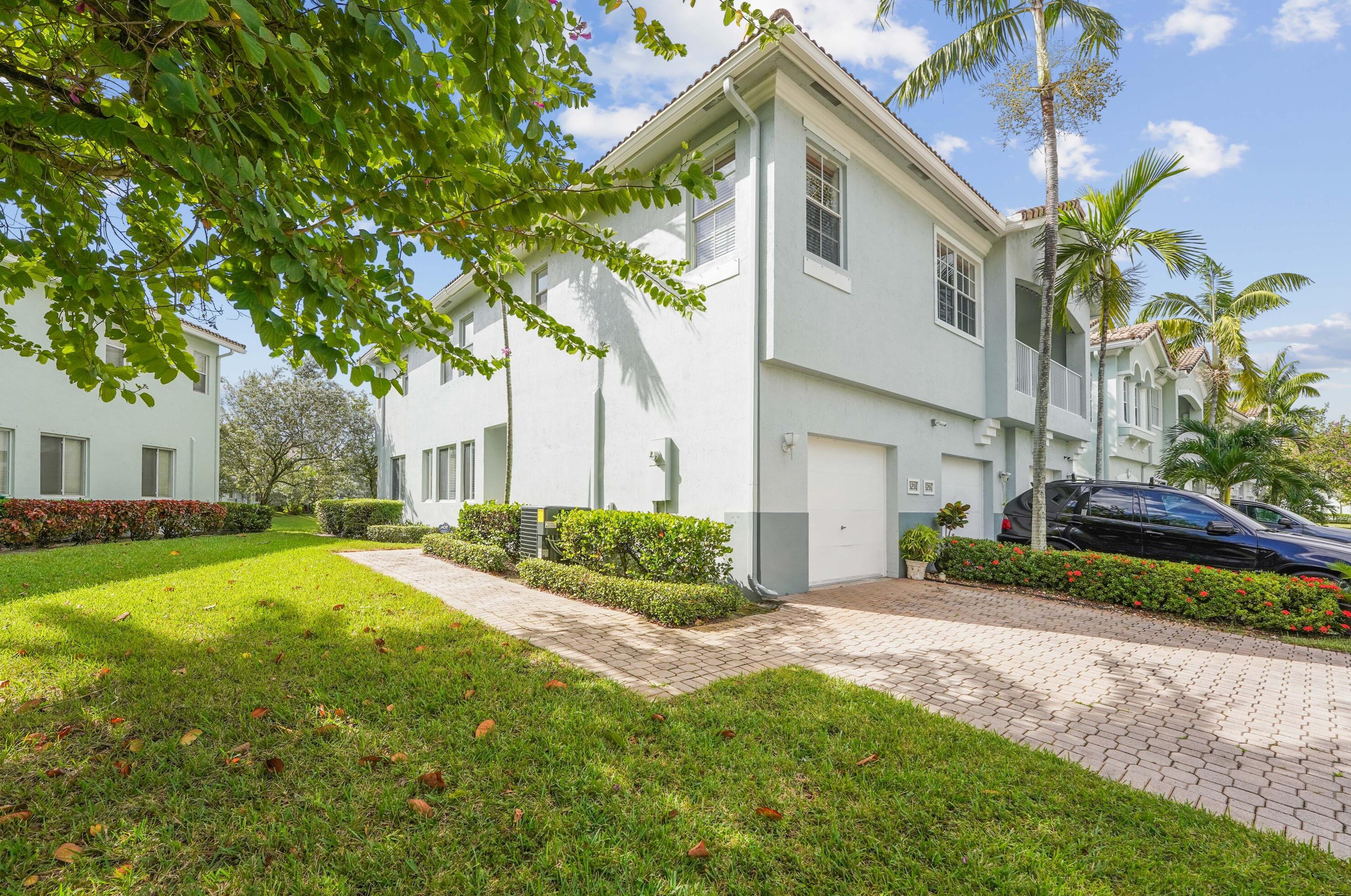 3258 Laurel Ridge Cir, West Palm Beach, FL 33404-1841