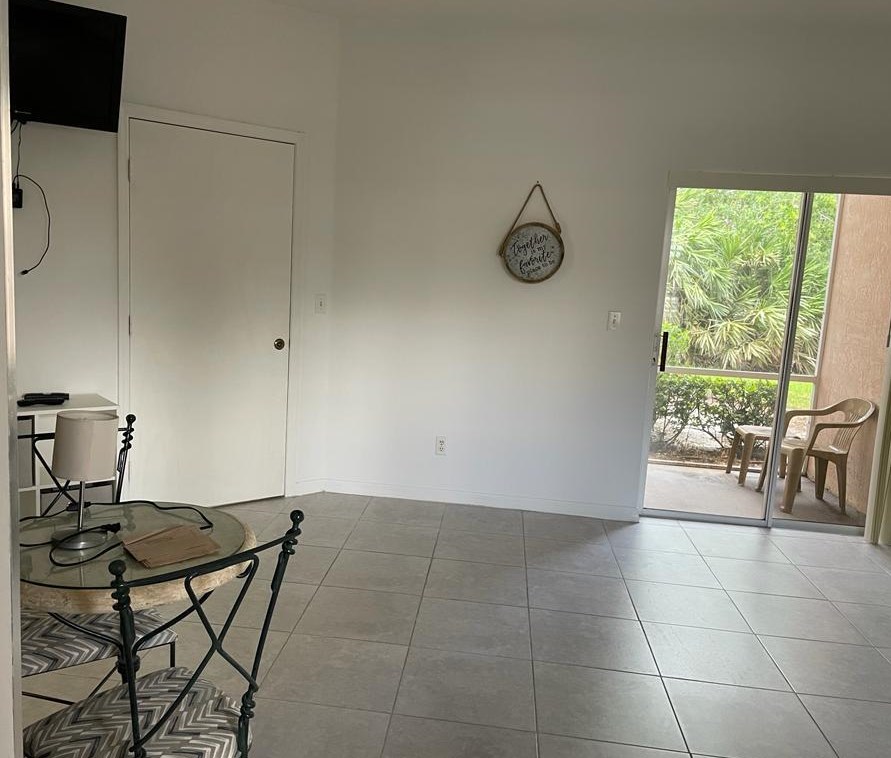 9855 Perfect Dr #b, Fort Pierce, FL 34986
