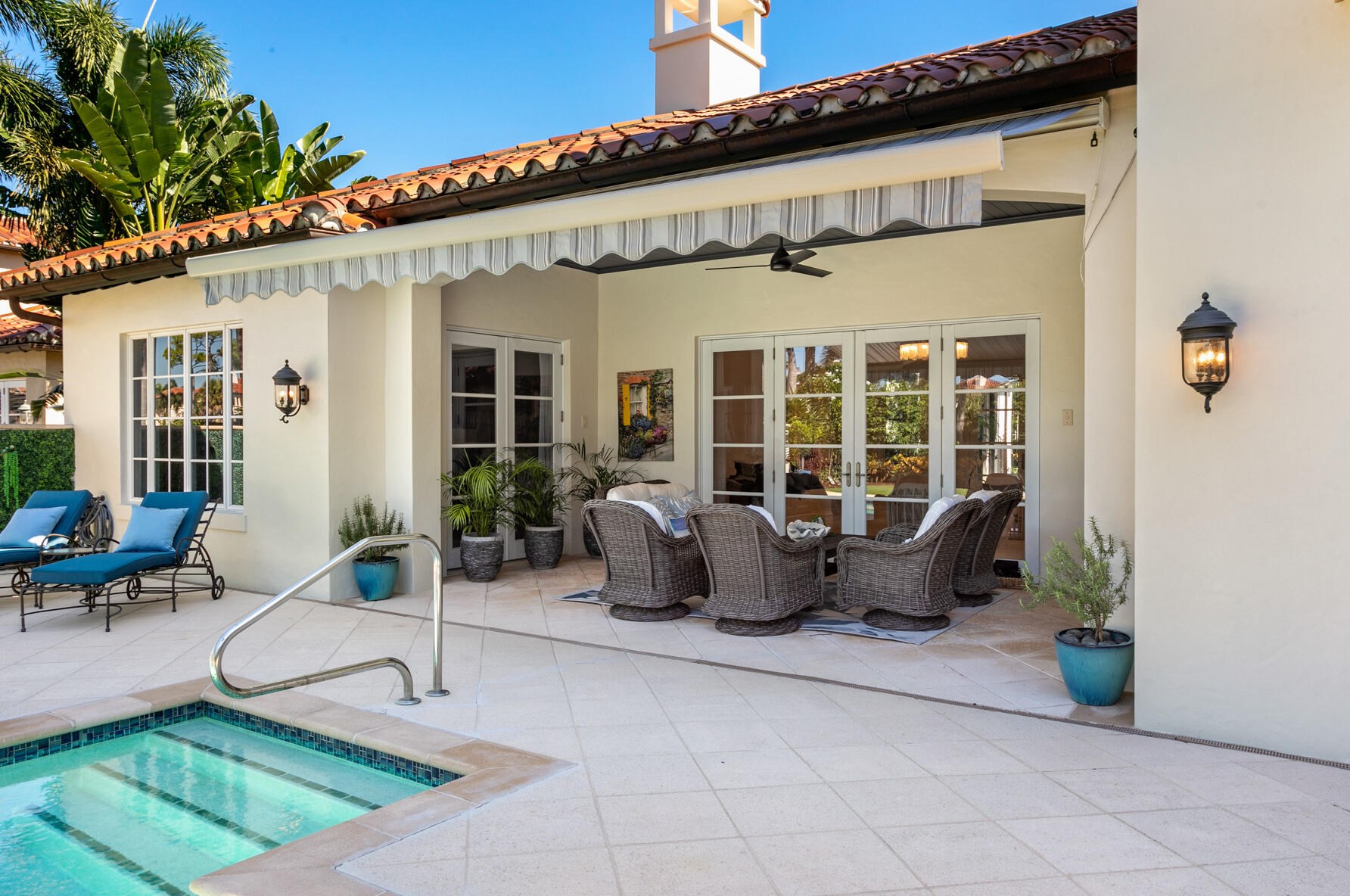 414 Red Hawk Dr, Jupiter FL  33477-4204 exterior