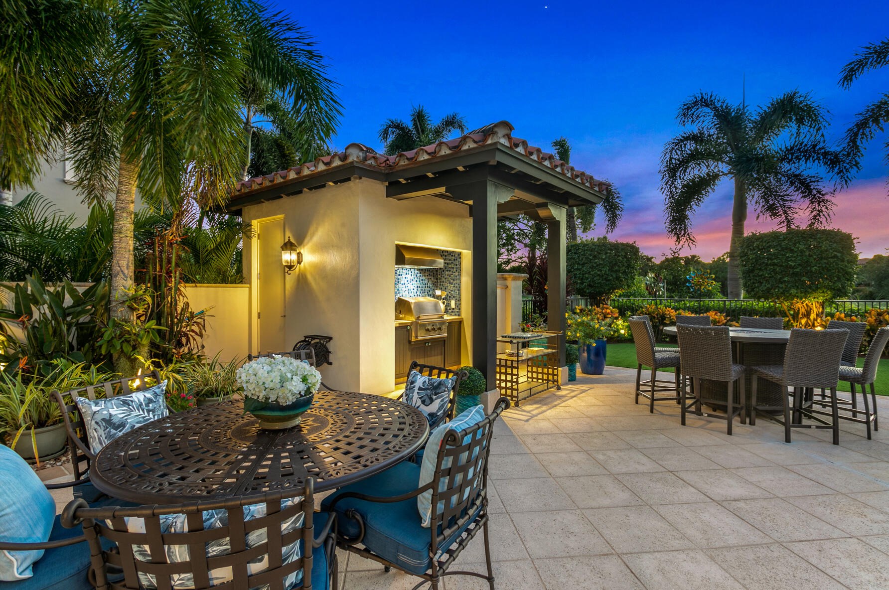 414 Red Hawk Dr, Jupiter FL  33477-4204 exterior
