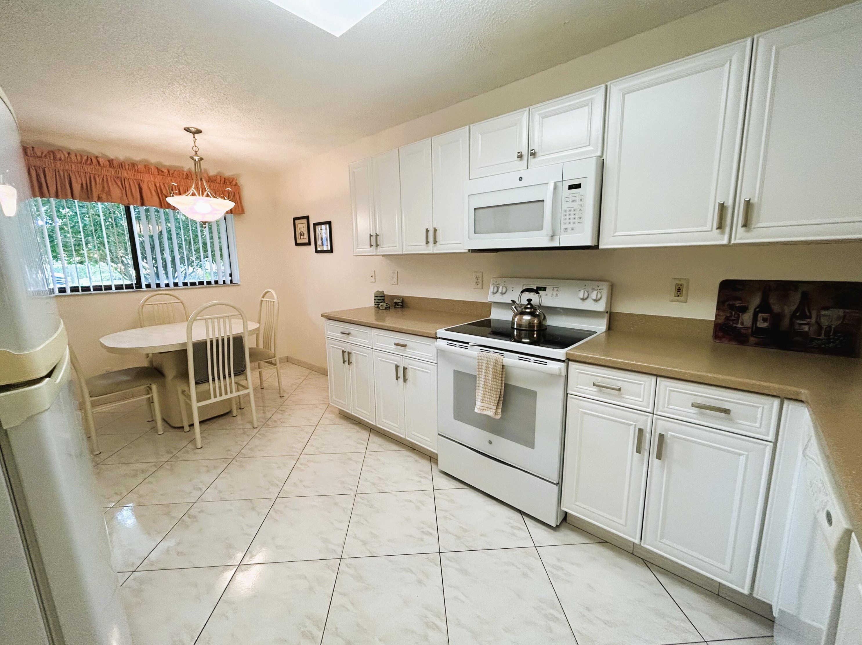 4725 Lucerne Lakes Blvd #115, Lake Worth, FL 33467