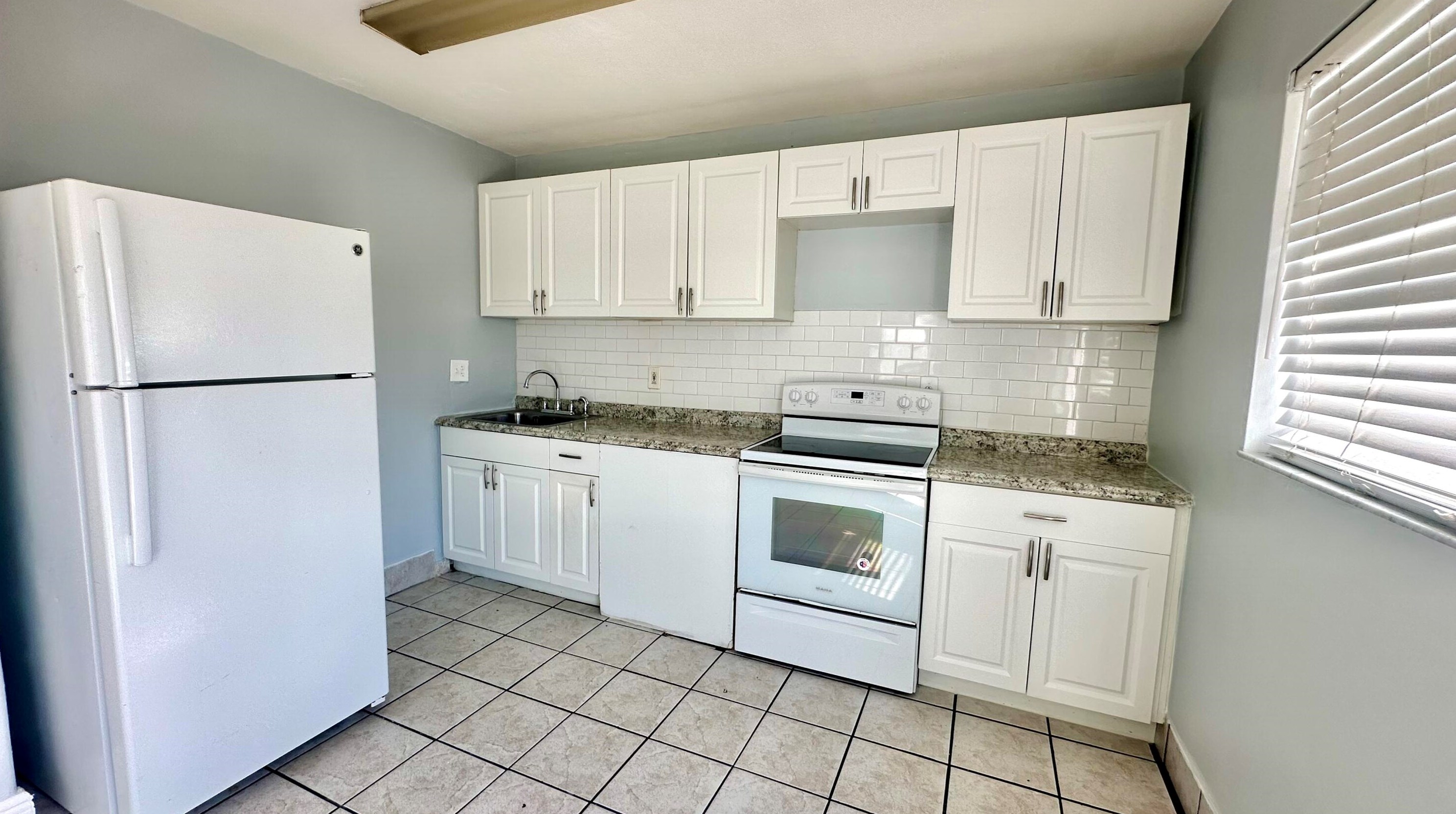 601 N K St #2, Lake Worth, FL 33460