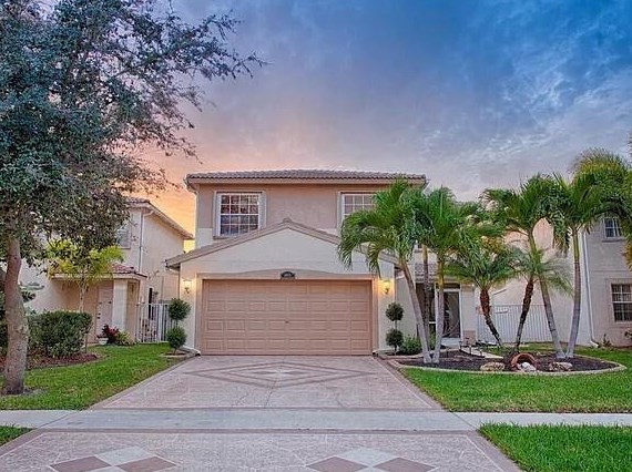 6695 Spg Gdn Run, Lake Worth FL  33463-7431 exterior