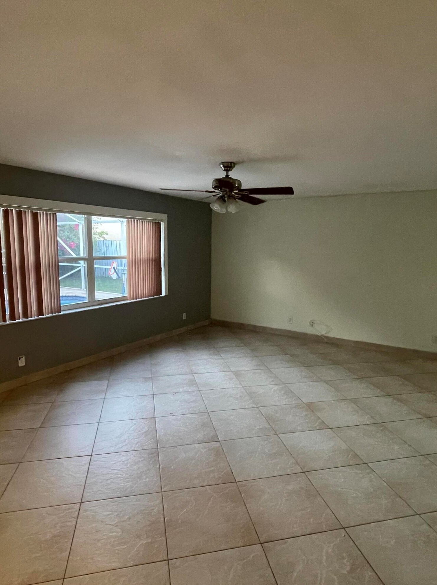 6695 Spg Gdn Run, Lake Worth FL  33463-7431 exterior