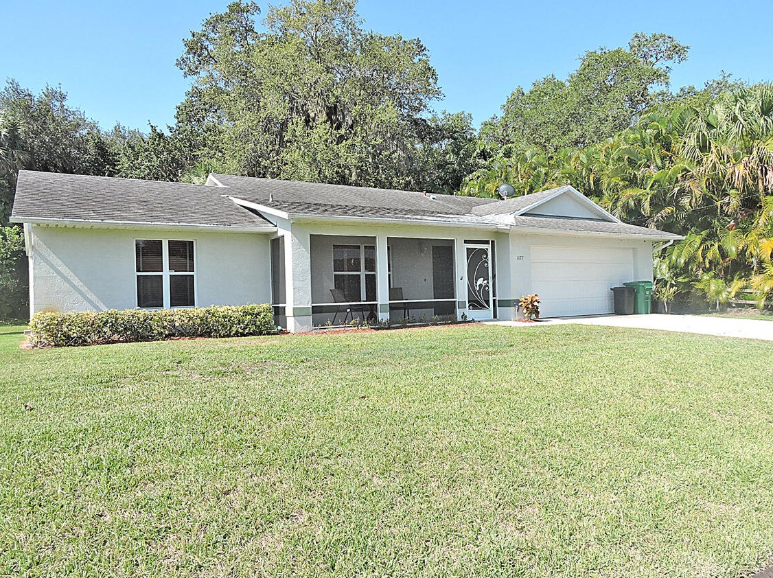 1172 Sw Ackard Ave, Fort Pierce, FL 34953