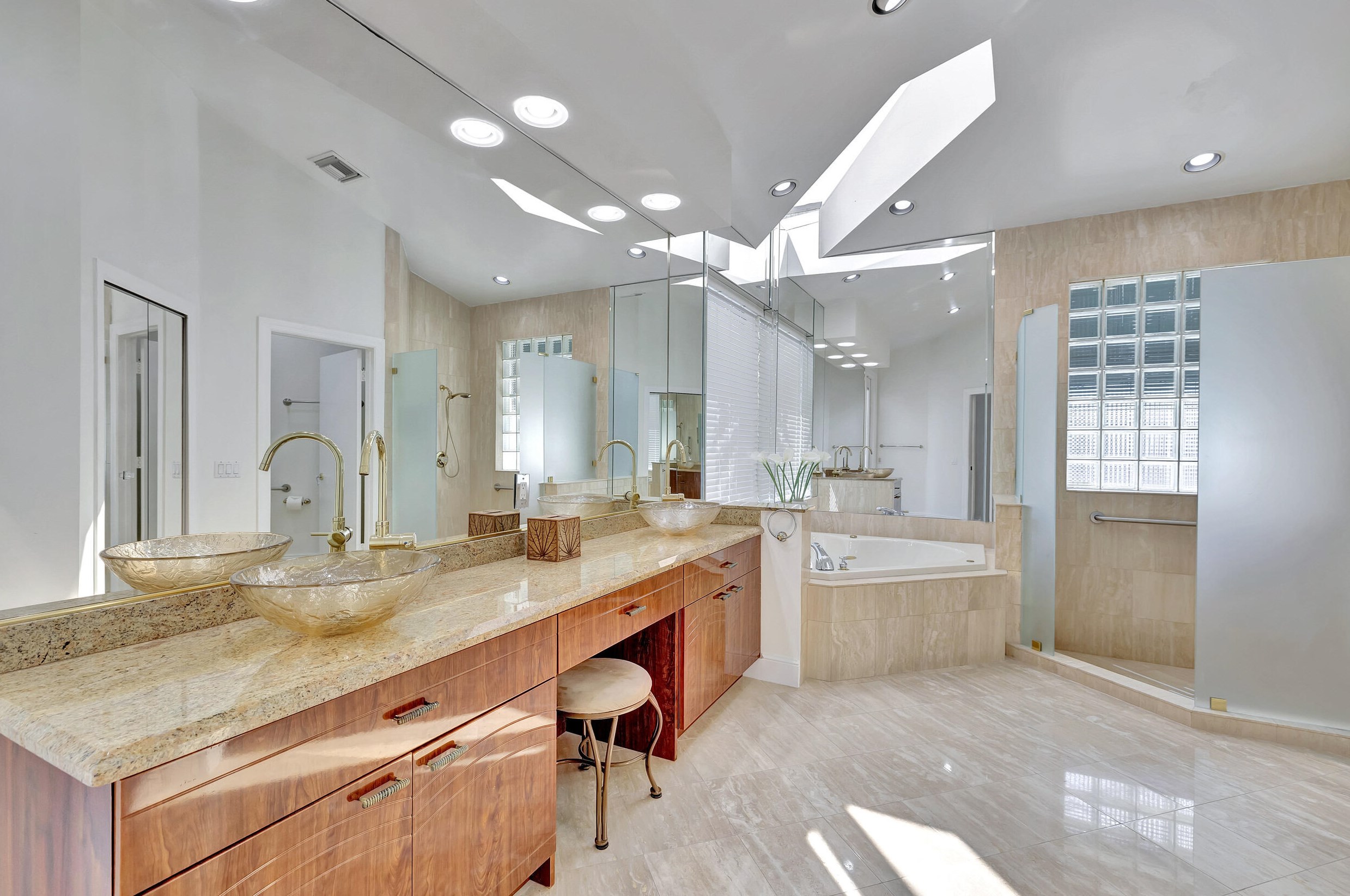 2401 61 Diagonal, Boca Raton FL 33496-3643 exterior