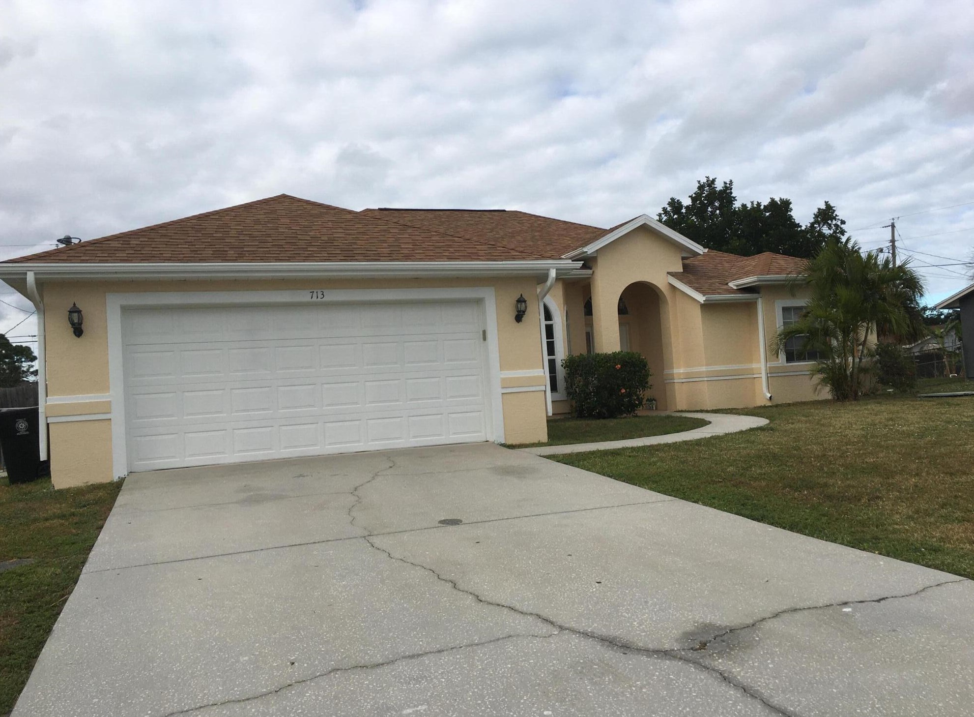 713 Sw Ancona Rd, Fort Pierce, FL 34953