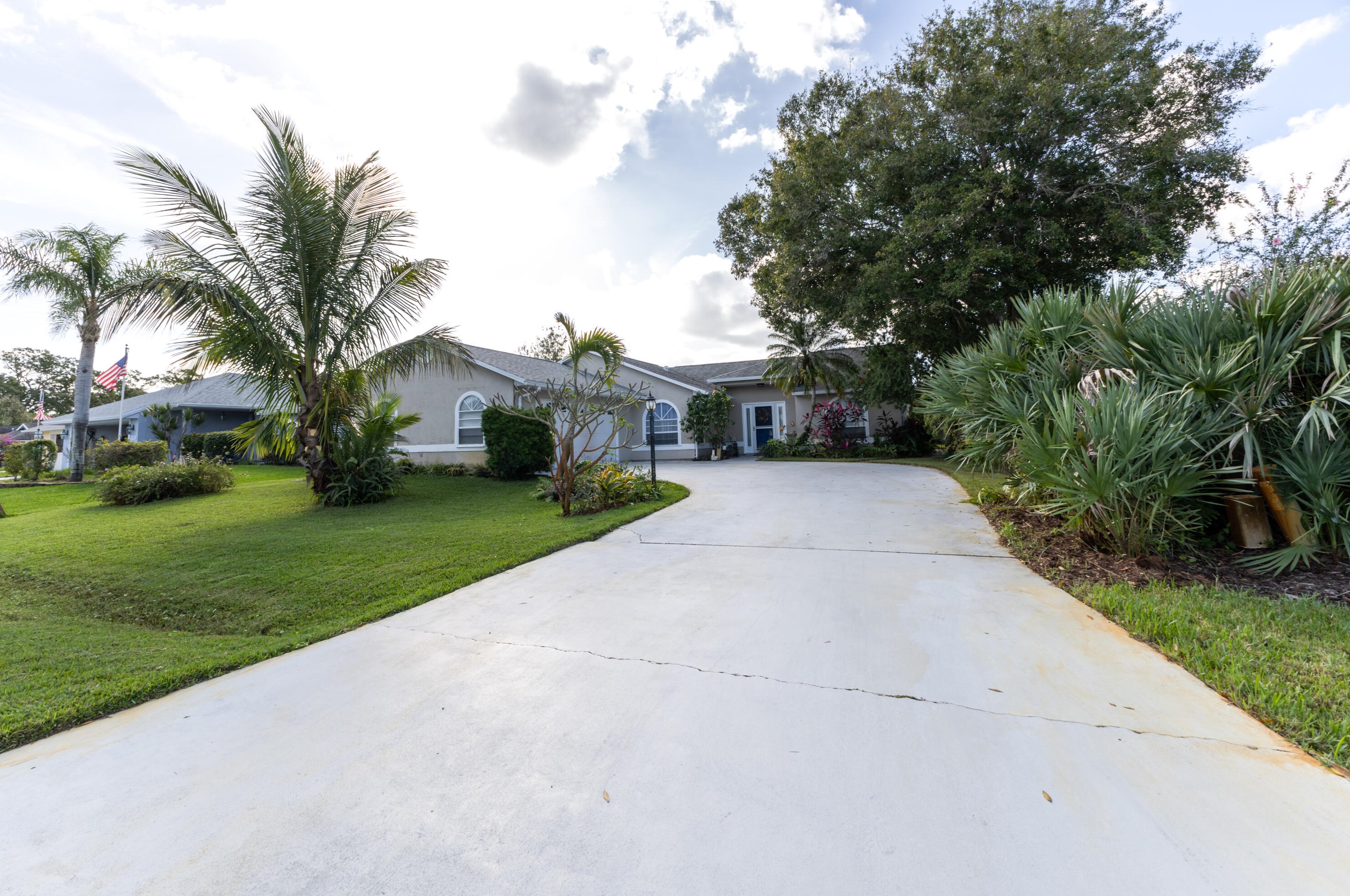 3805 6th Ln, Vero Beach, FL 32968