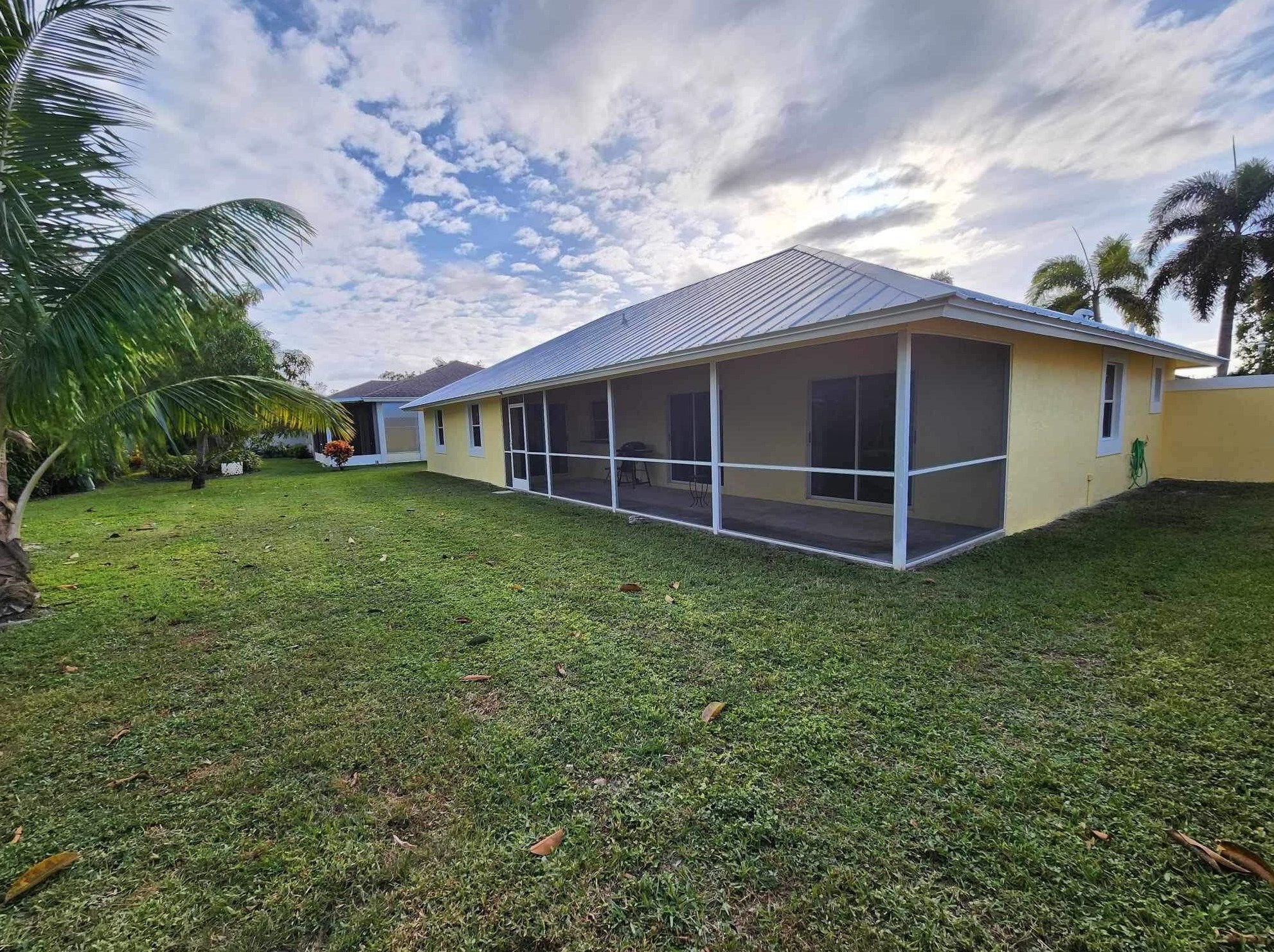 1750 Primrose Ln, West Palm Beach, FL 33414