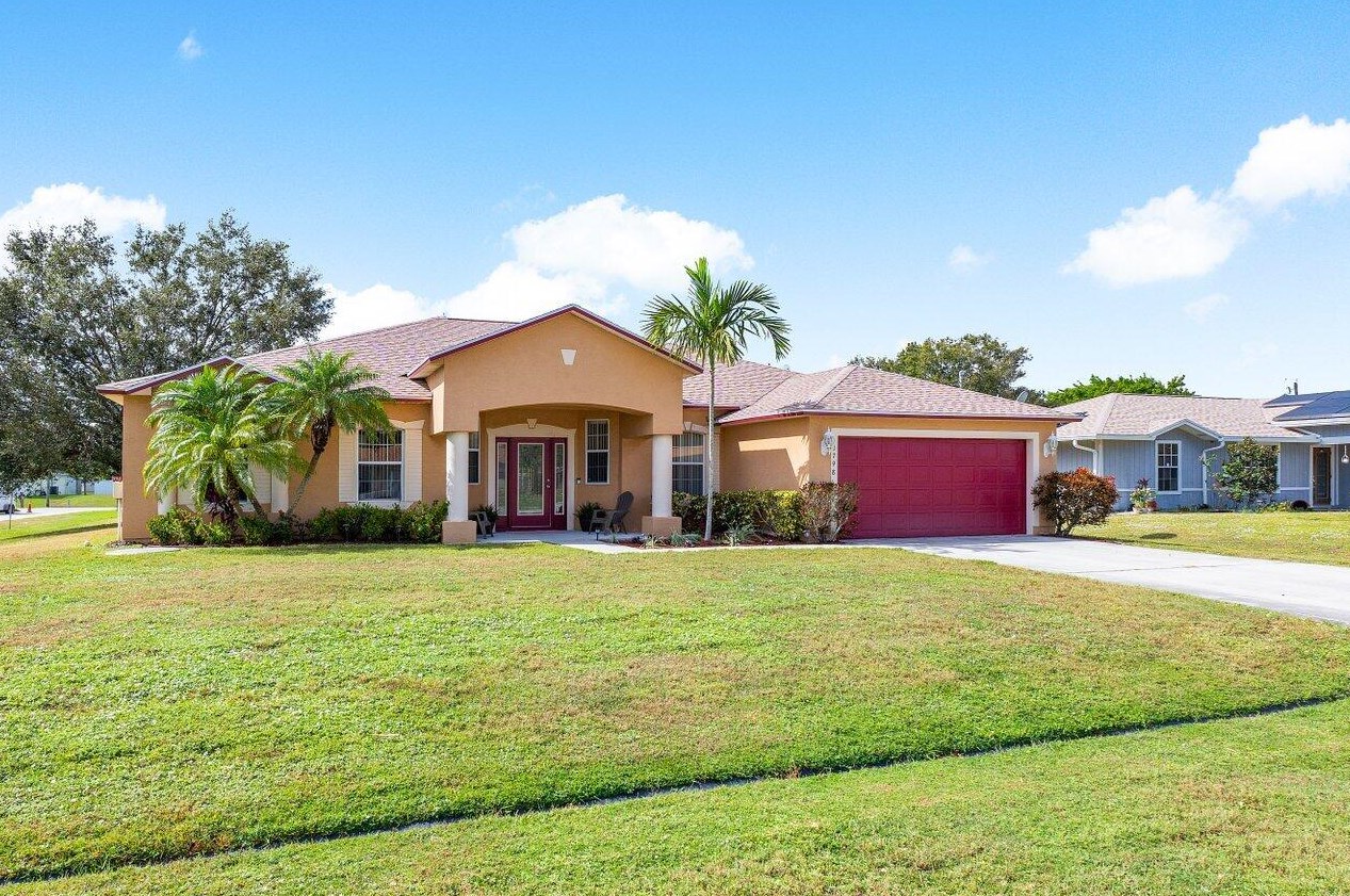 1798 Sw Cameo Blvd, Fort Pierce, FL 34953