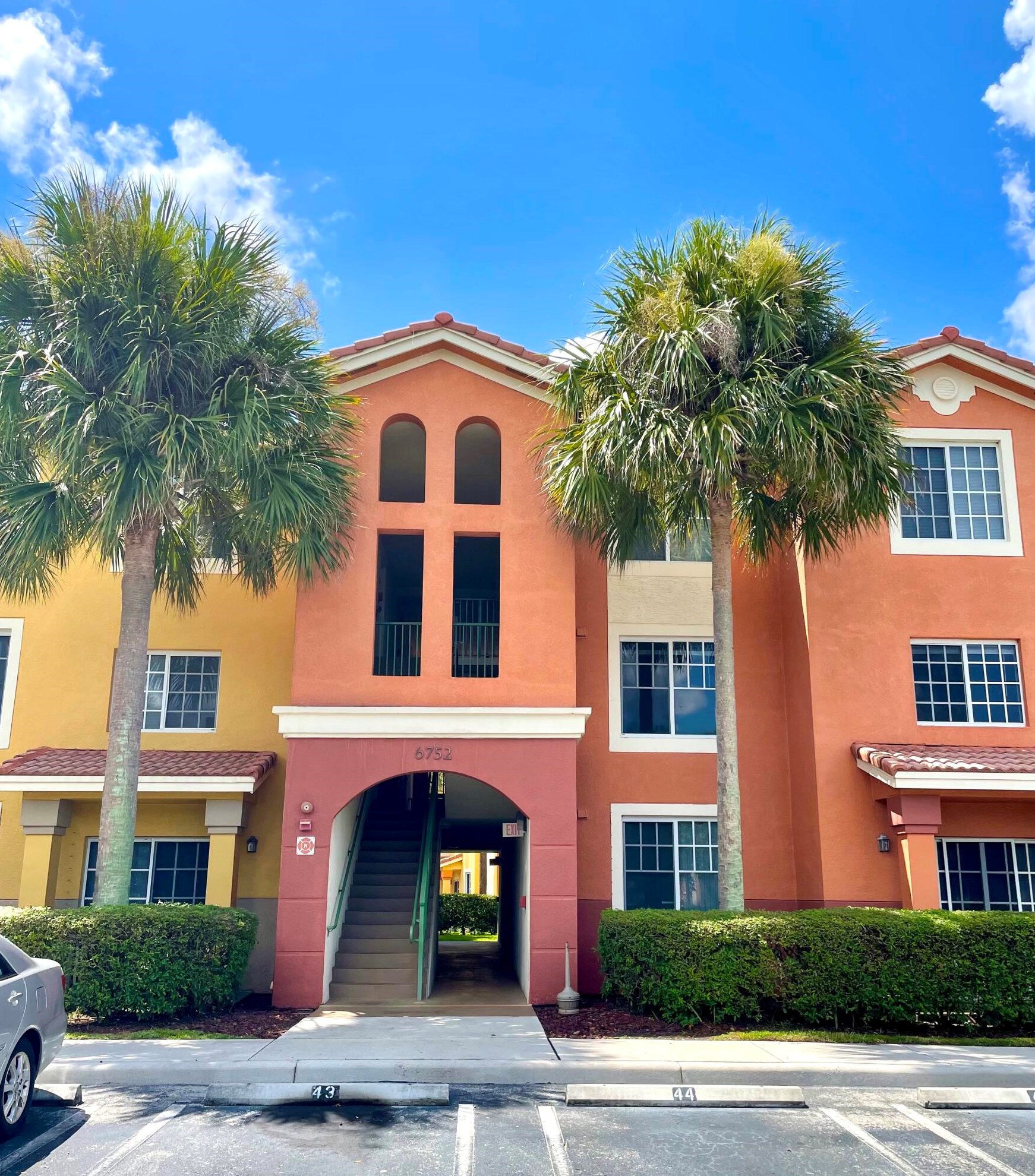 6752 Heritage Grande Unit 203, Boynton Beach, FL 33437