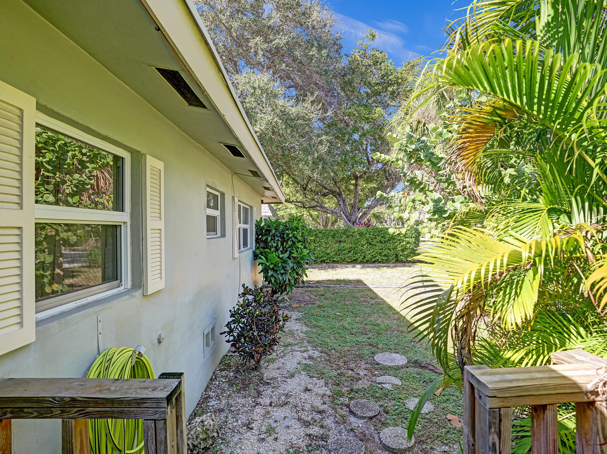 6599 Ne 7th Ave, Boca Raton, FL 33487