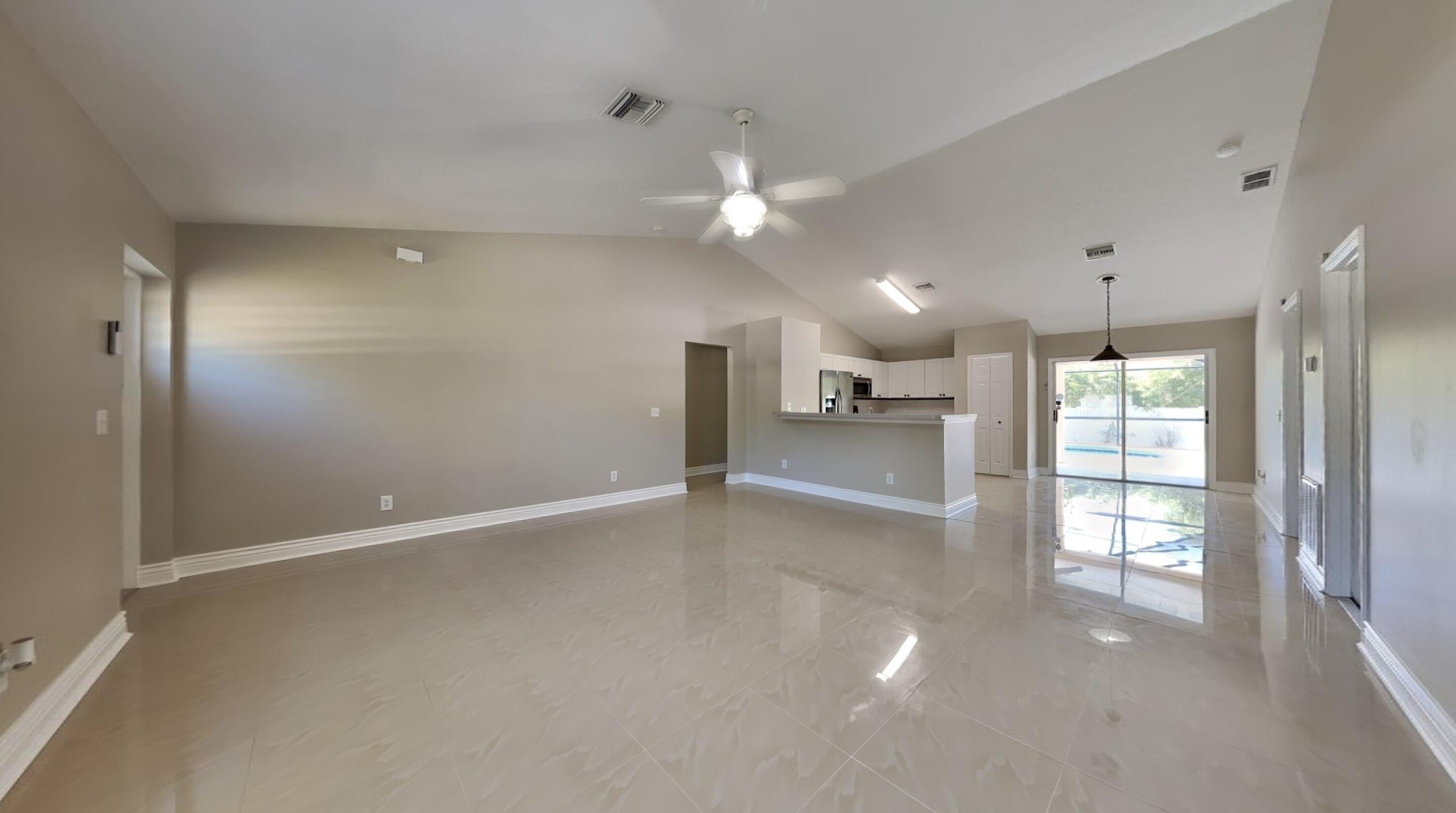 8655 98th Ct, Vero Beach, FL 32967