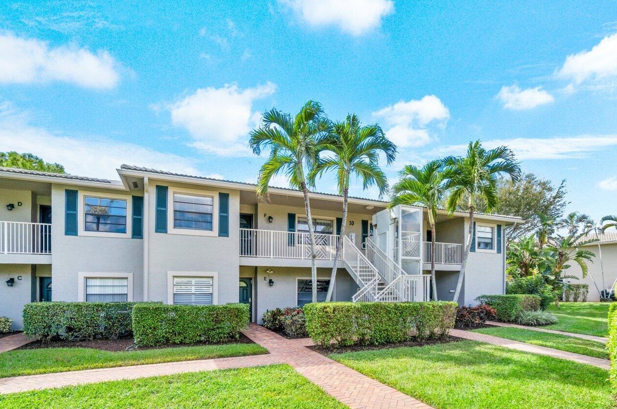 10 Stratford Dr #f, Boynton Beach, FL 33436