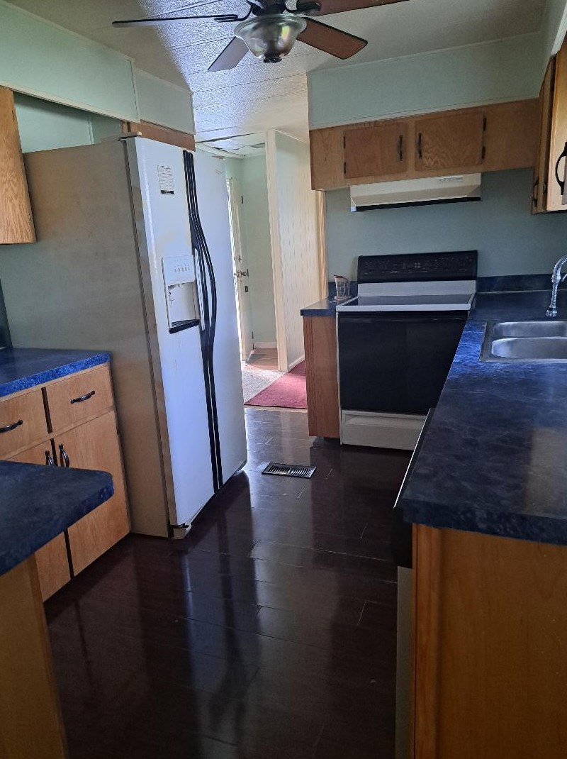 14 Don Quixote Ln, Fort Pierce, FL 34952