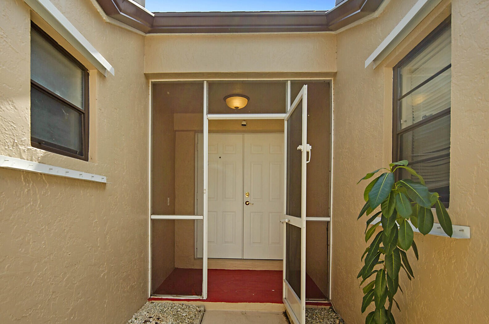 11920 Sunchase Ct, Boca Raton, FL 33498-6814