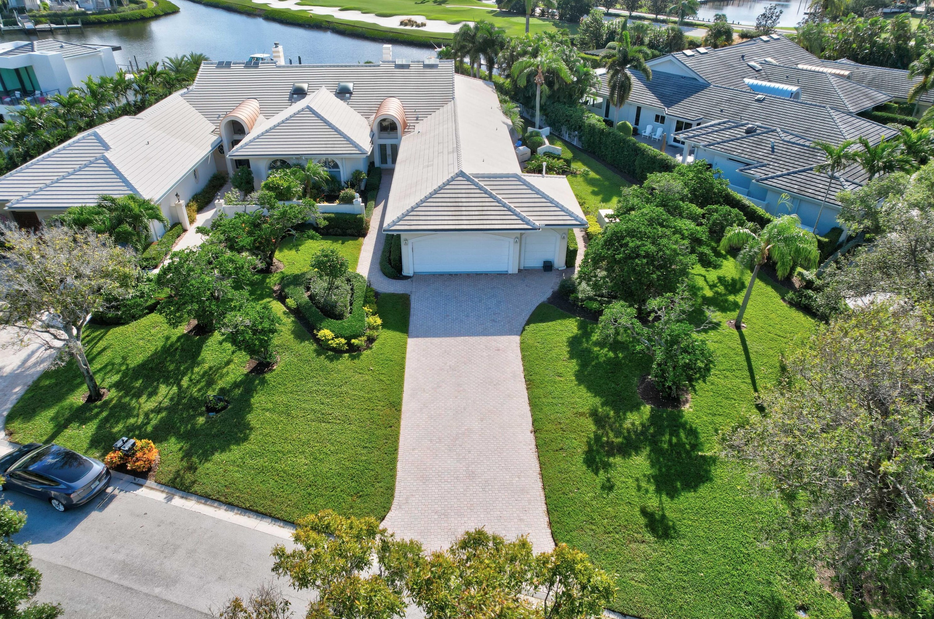 99 Nautical Way, Jupiter FL  33477-4013 exterior