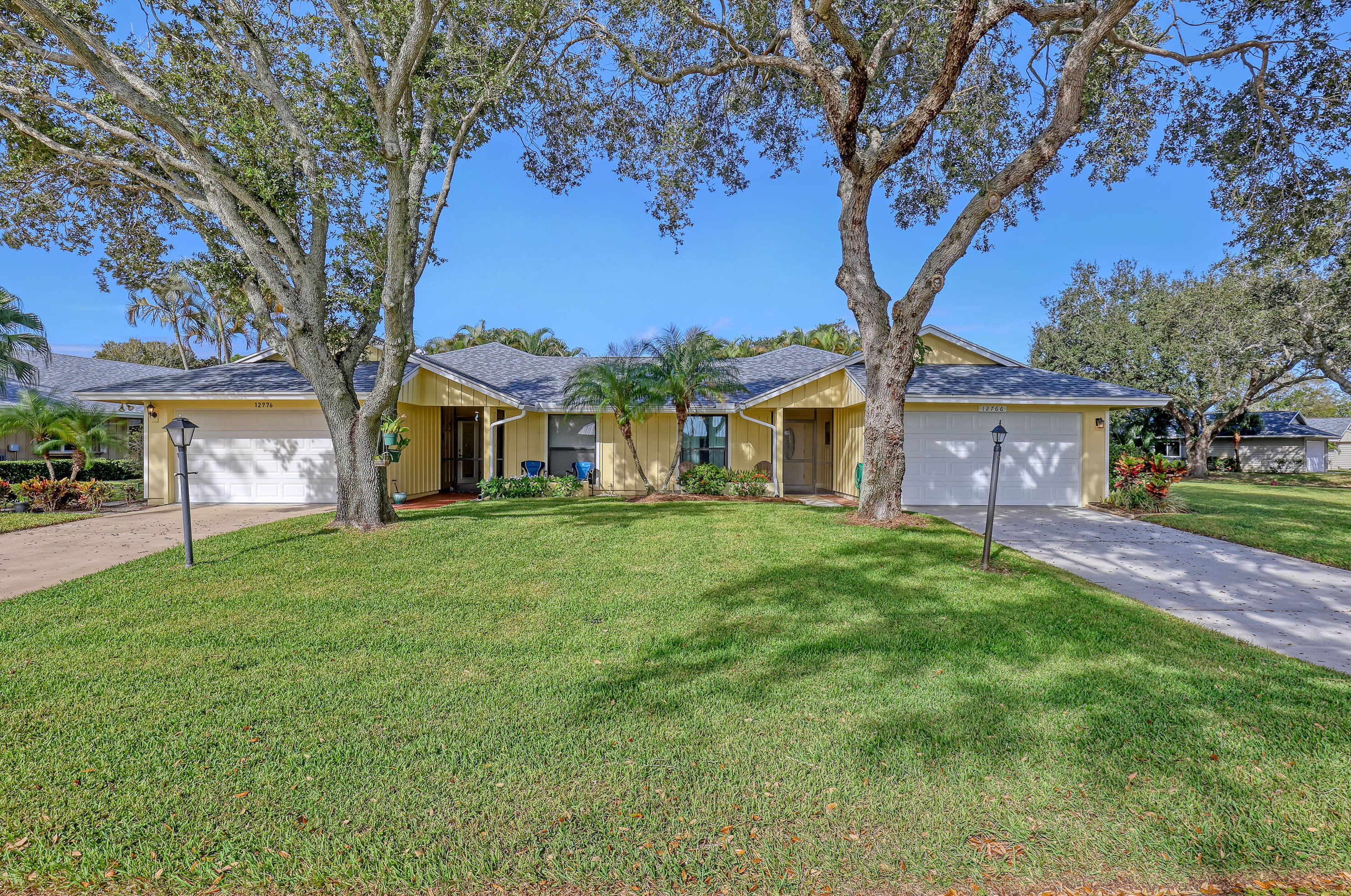 12766 Pinehurst Ct, Hobe Sound, FL 33455-7661