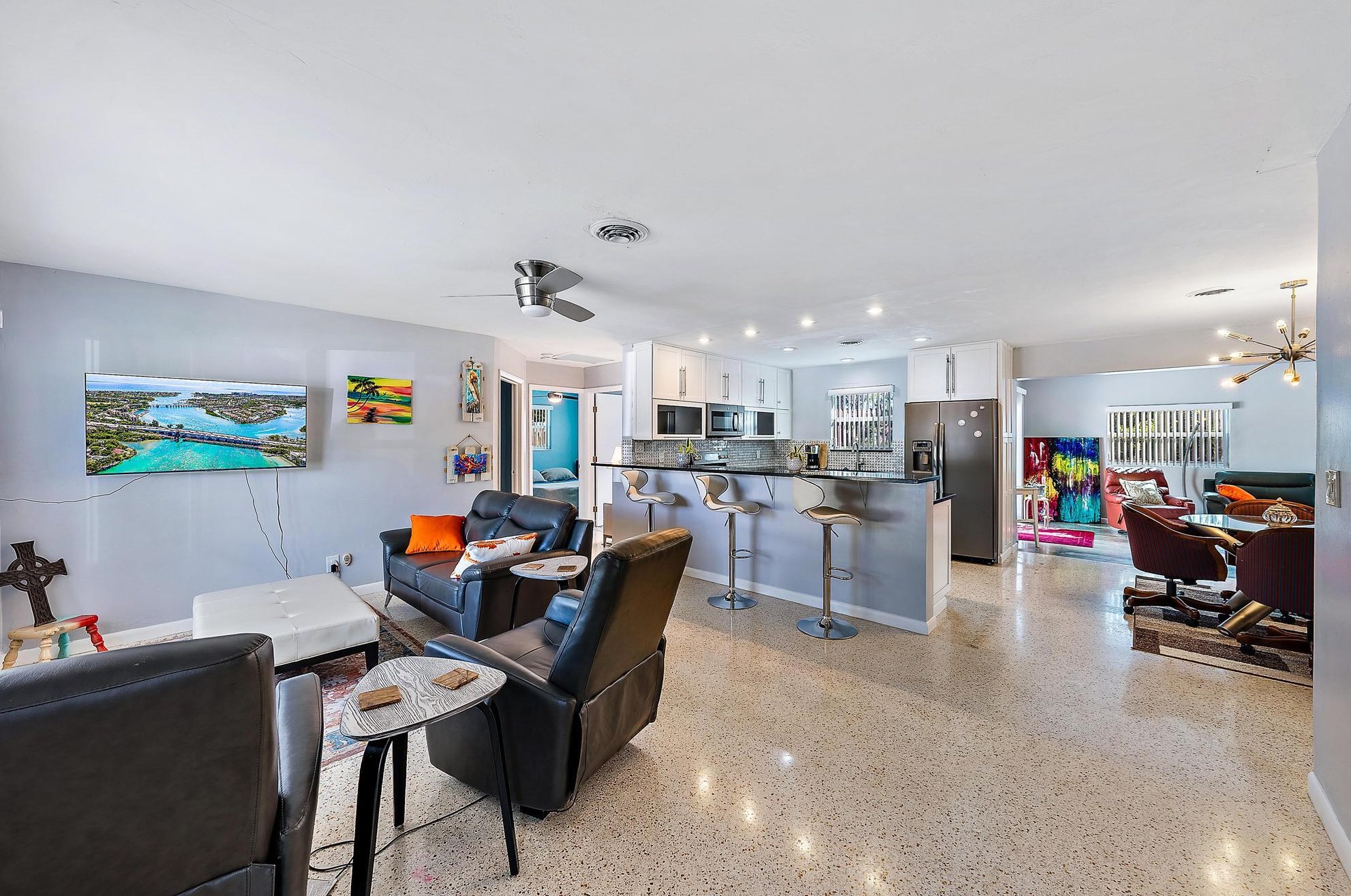 5716 Lee Dr, West Palm Beach, FL 33415