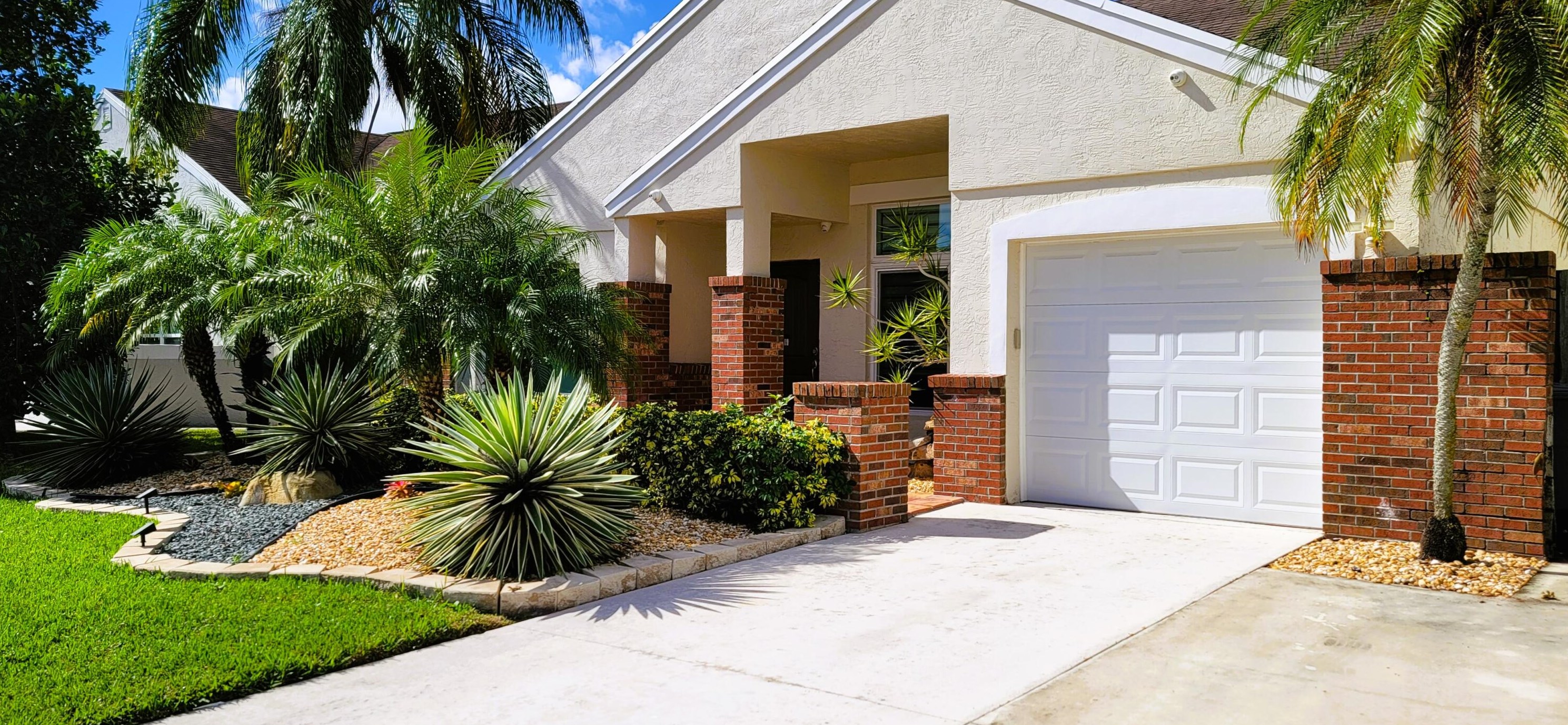 23041 Floralwood Ln, Boca Raton, FL 33433-7992