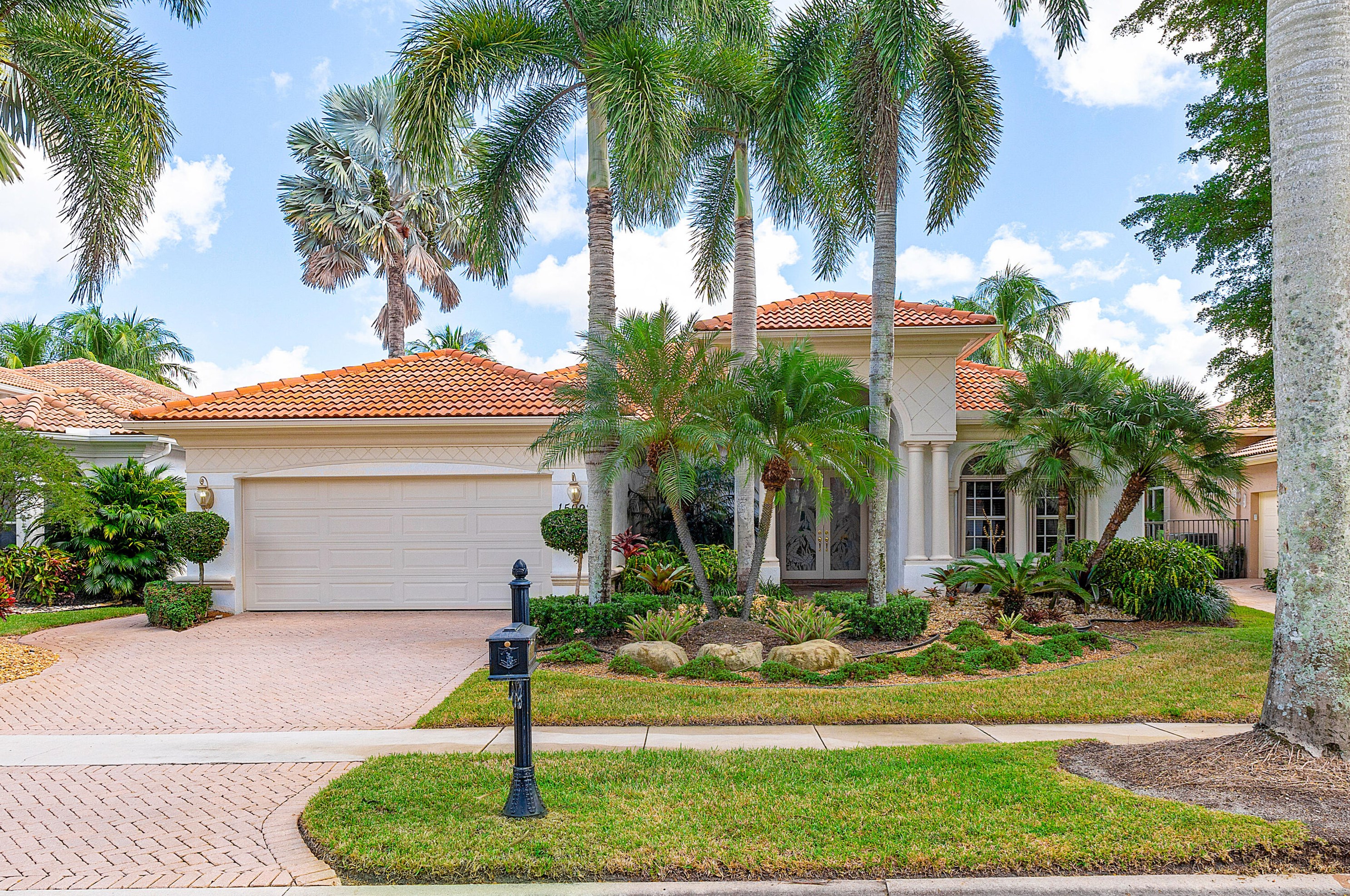 15992 Brier Creek Dr, Delray Beach, FL 33446