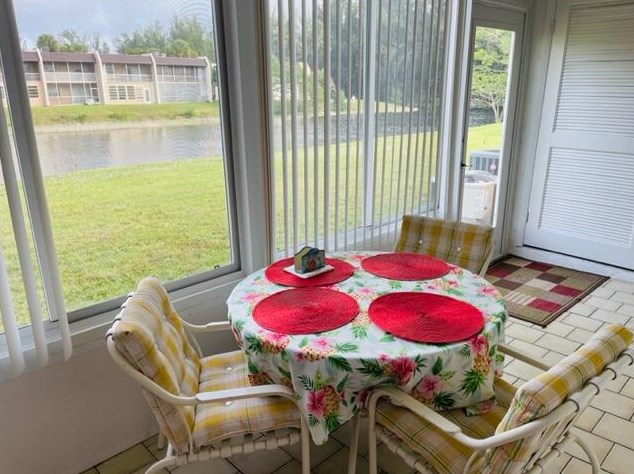194 Lake Meryl Dr, West Palm Beach, FL 33411