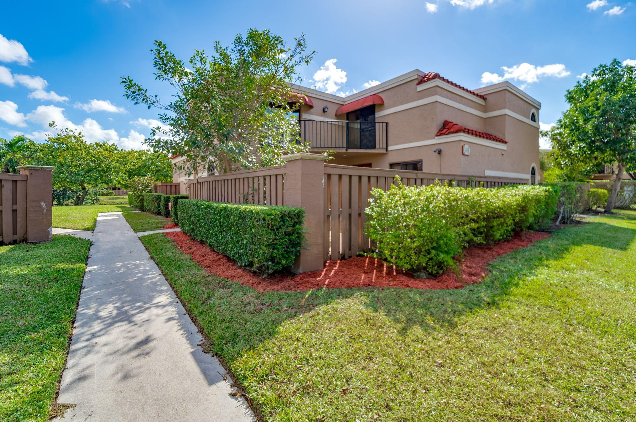 8224 Severn Dr, Boca Raton, FL 33433-8331