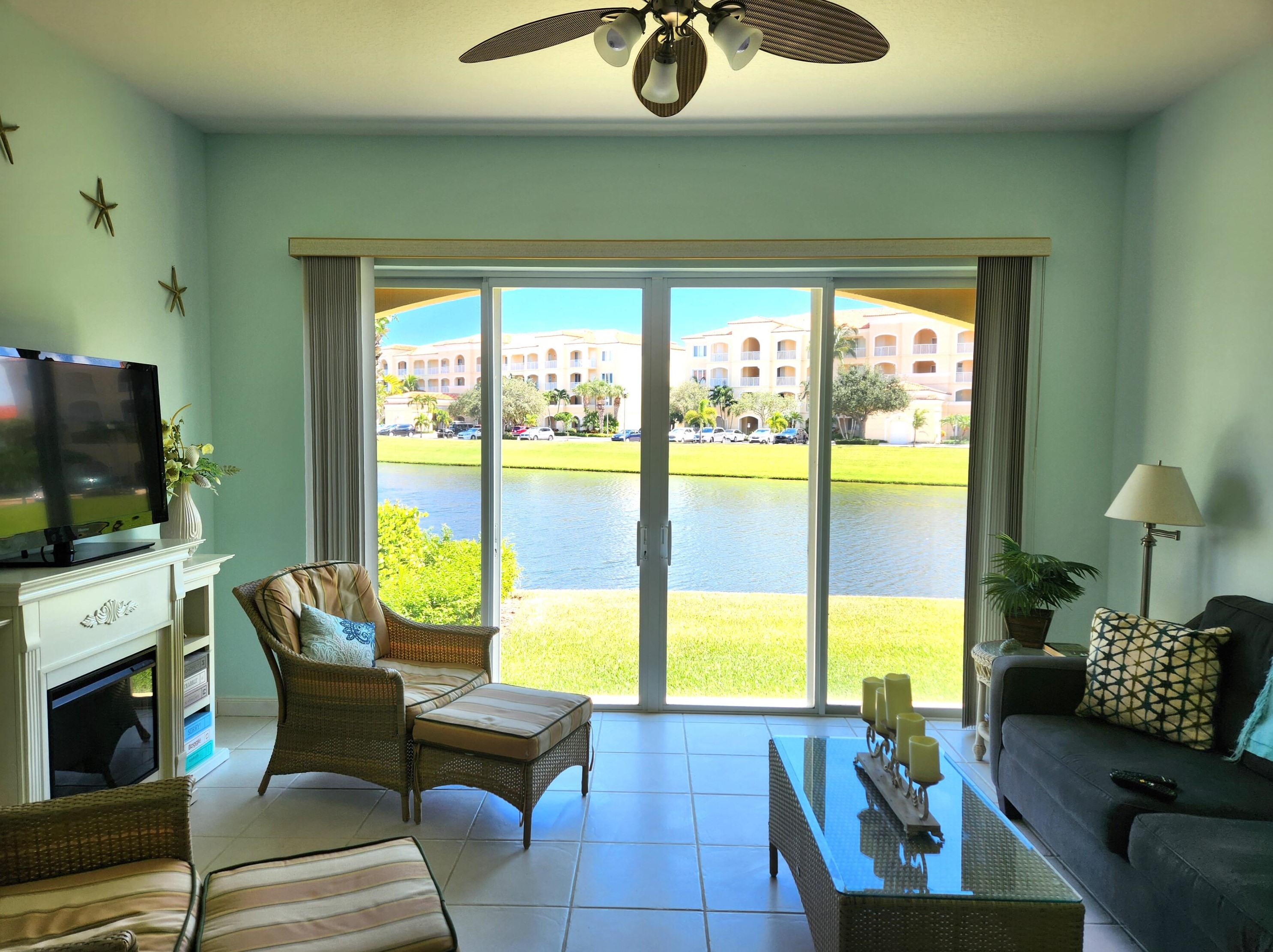 1 Harbour Isle Dr E Unit 104, Fort Pierce, FL 34949