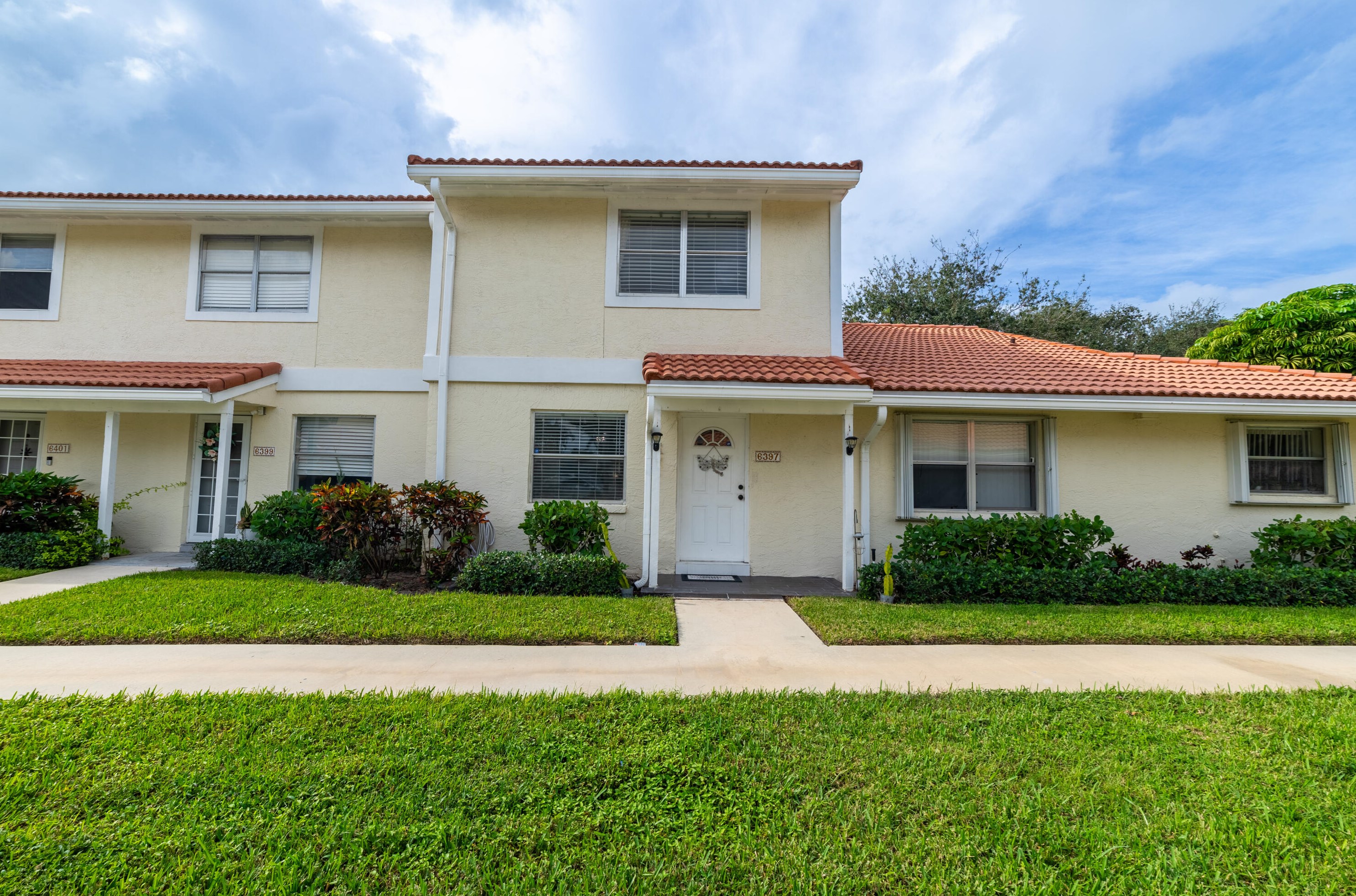 6397 Boca Cir, Boca Raton, FL 33433