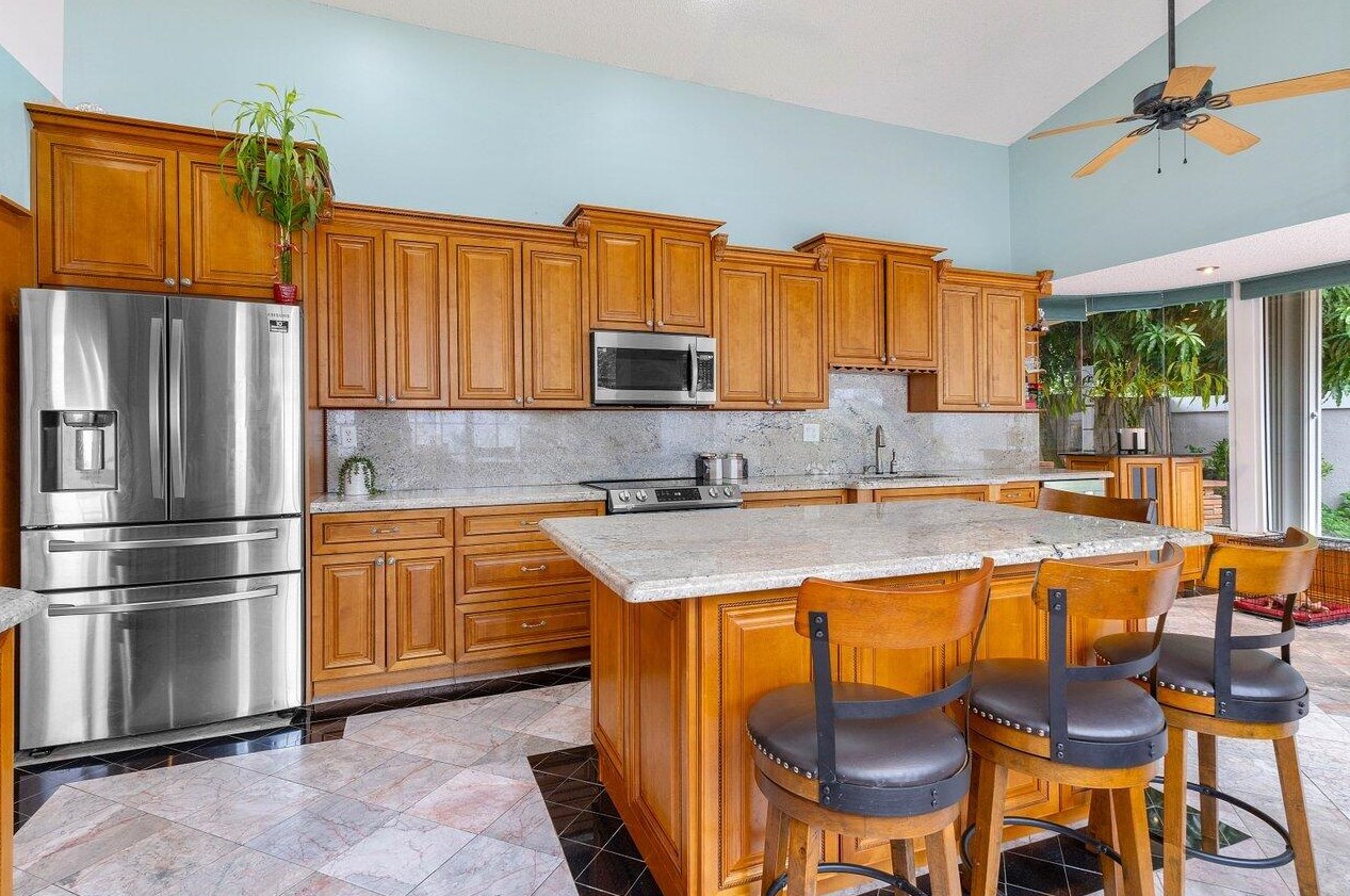 22840 Windsor Wood Ct, Boca Raton, FL 33433