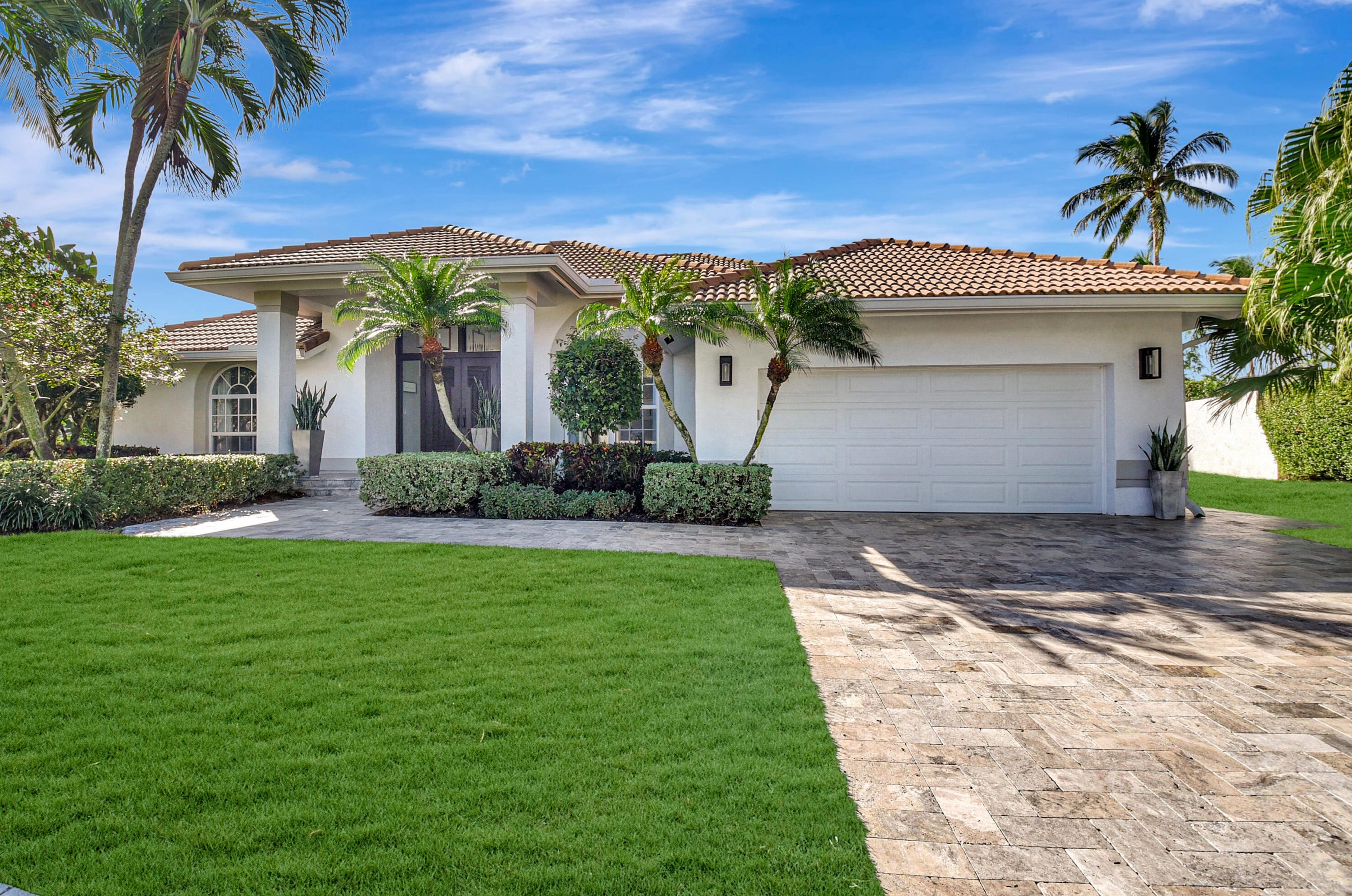 6710 Newport Lake Cir, Boca Raton, FL 33496-3003