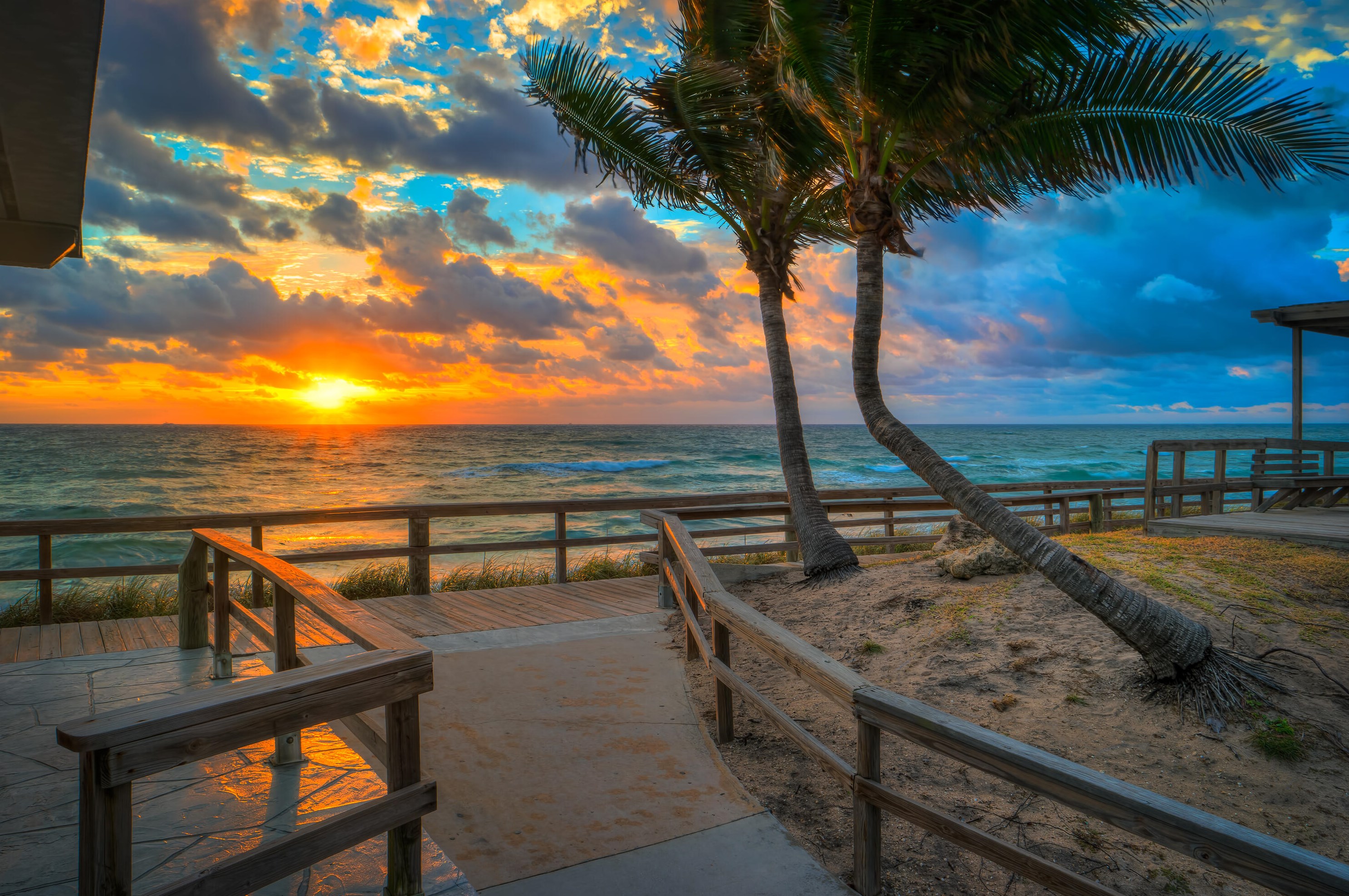 911 W Broome St, Lake Worth, FL 33462